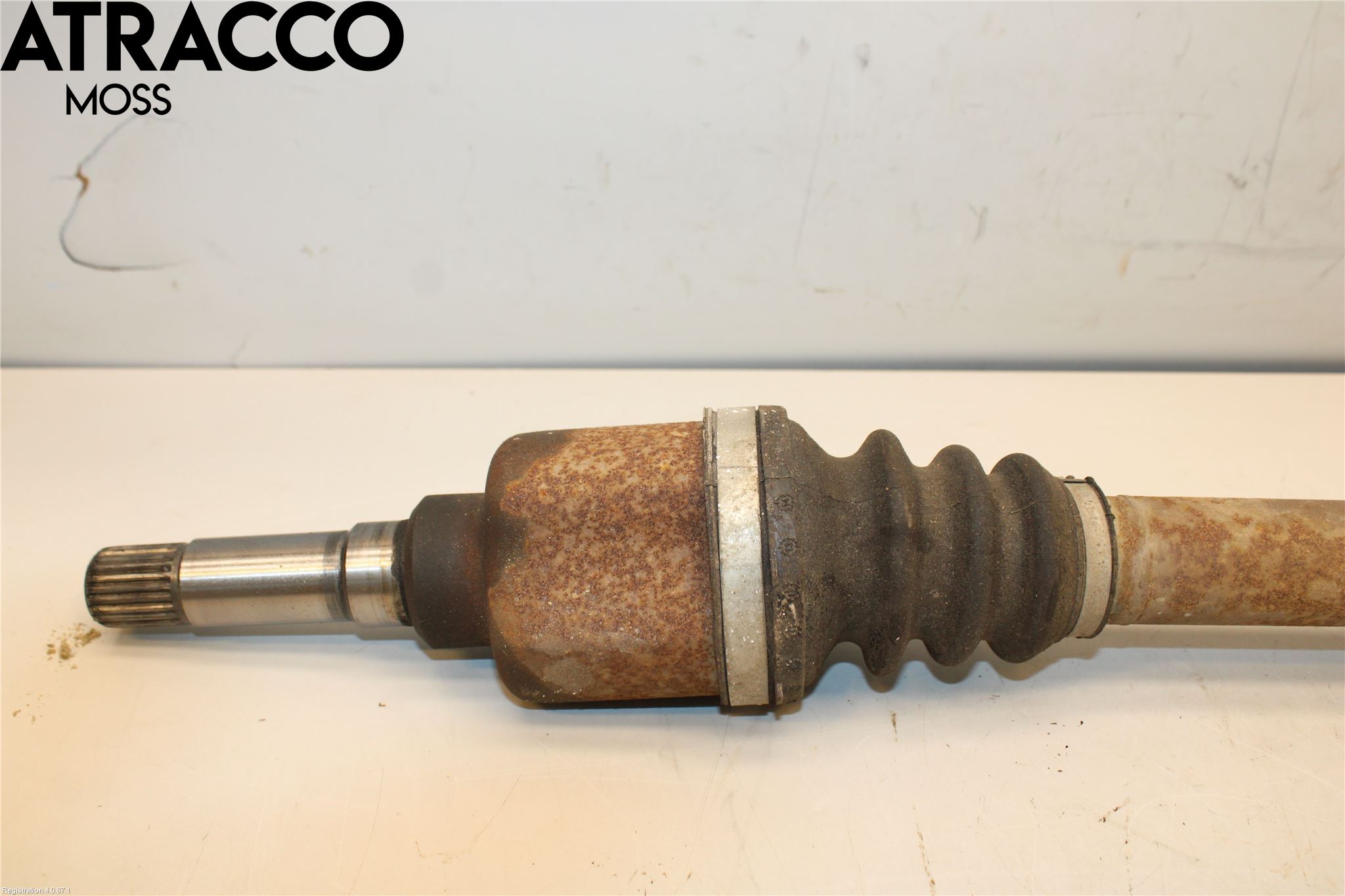 Peugeot 208 12-15 Drivaksel Foran Kompl Høyre