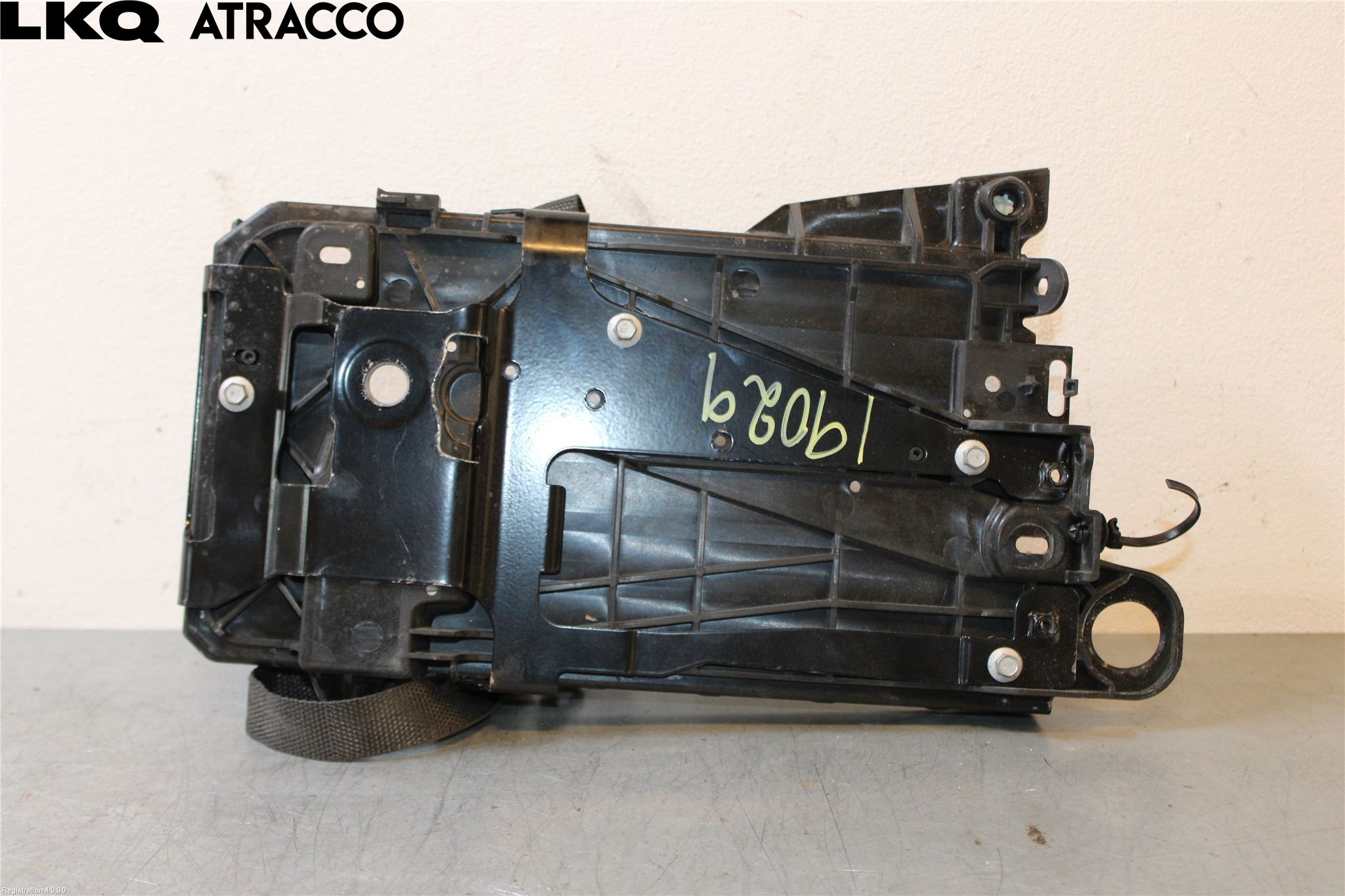 Volvo XC40/RECHARGE 18- Batterikasse - Feste - Holder
