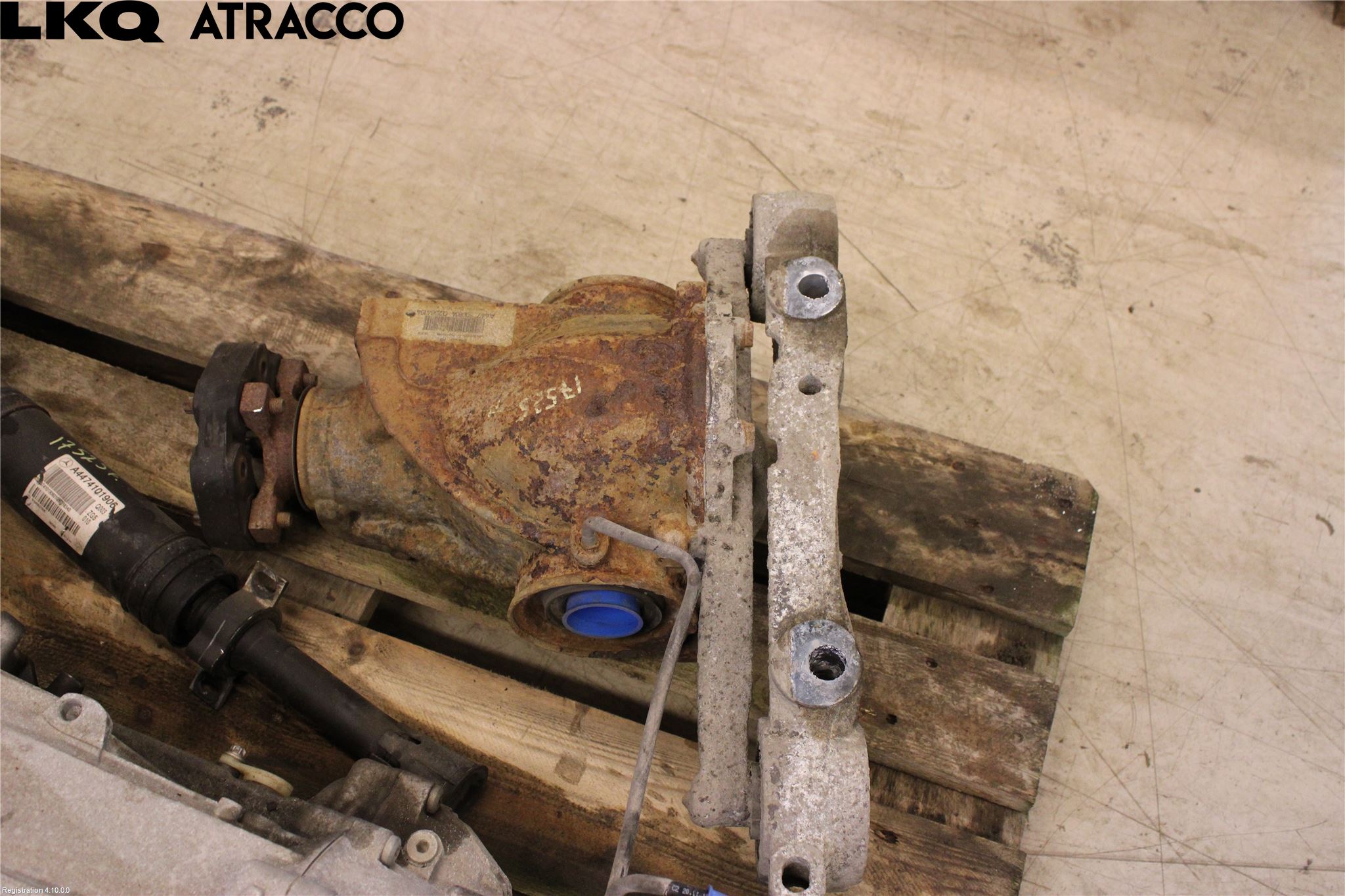 Mercedes-Benz MB VITO/V-KLASS (W640,W447,W448) 14- Bakaksel Kardang Bak -Diff
