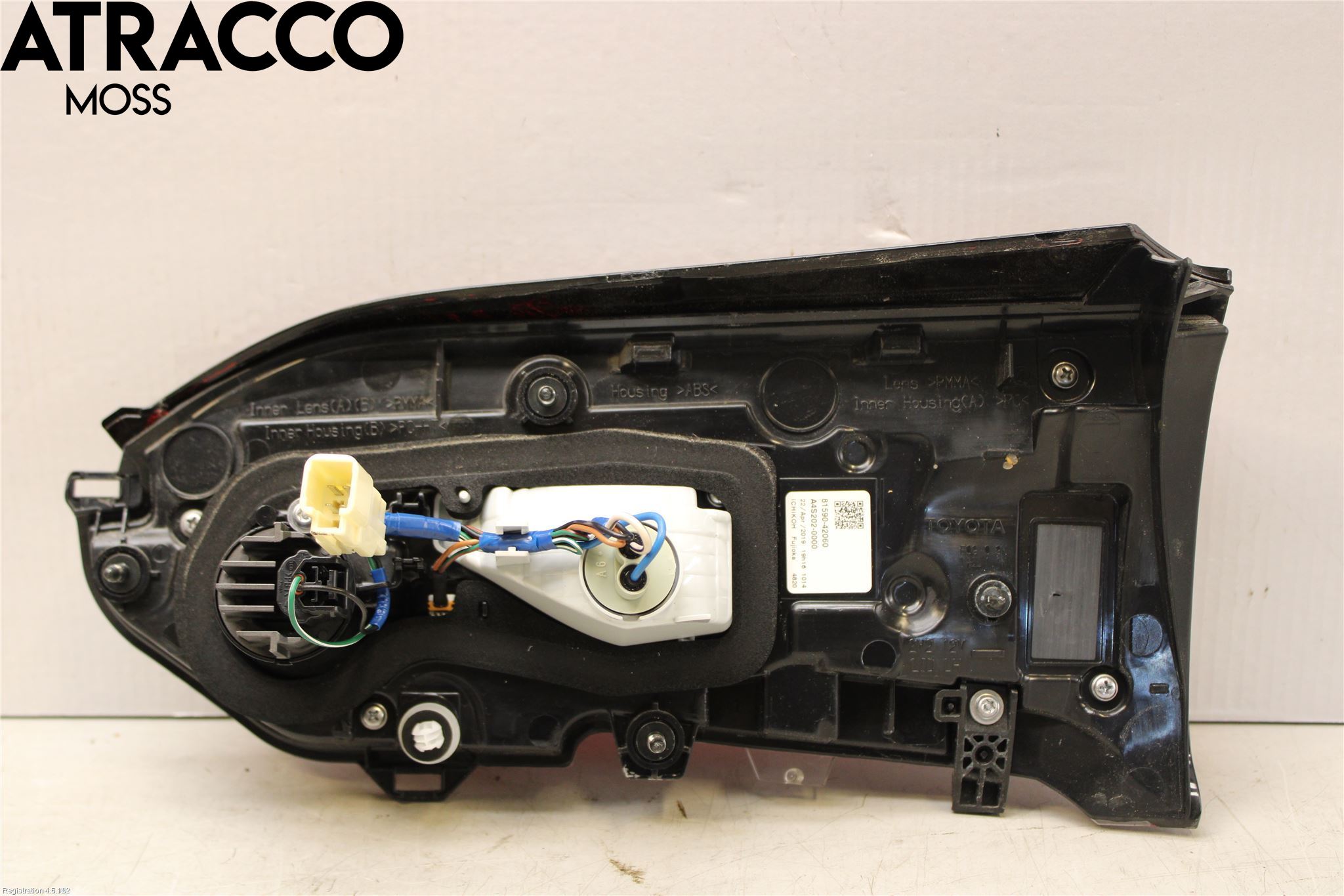 Toyota RAV4 19- Baklykt Venstre  På Luke(Indre