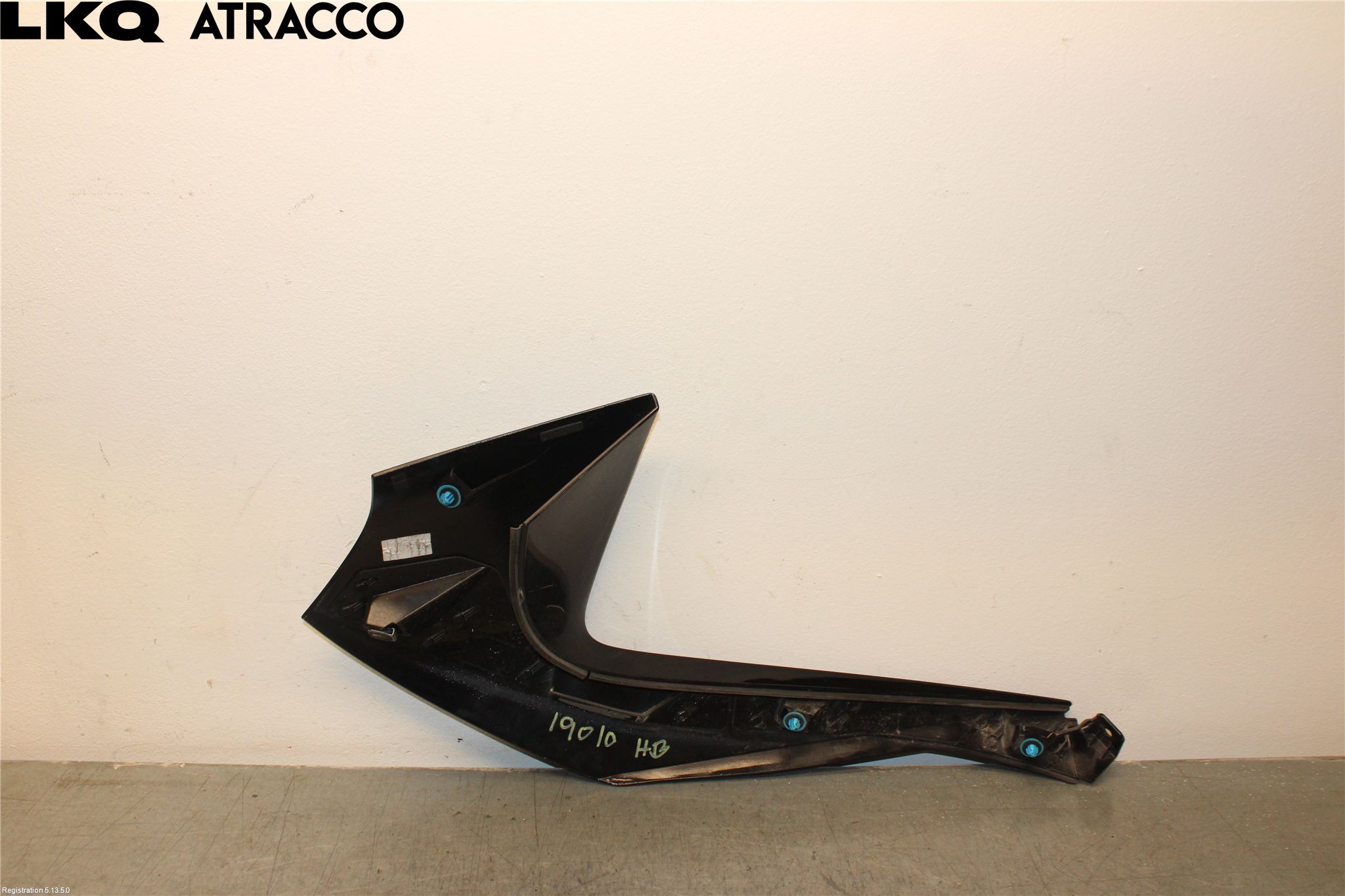Nissan LEAF 18- Spoiler Bak