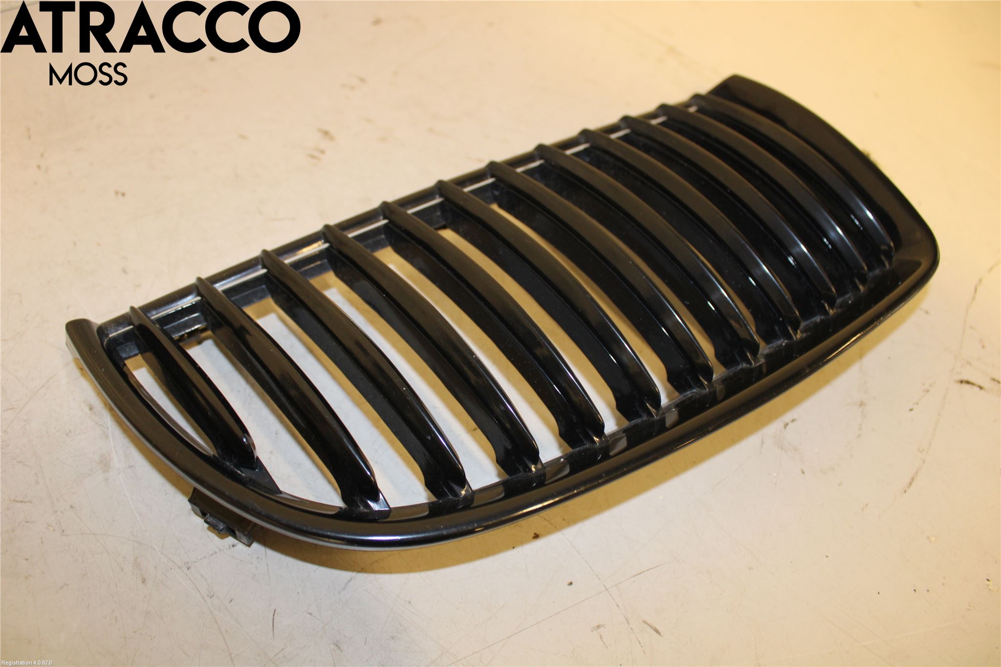 BMW 3 E90/91 SED/TOU 05-12 Grilldel Høyre