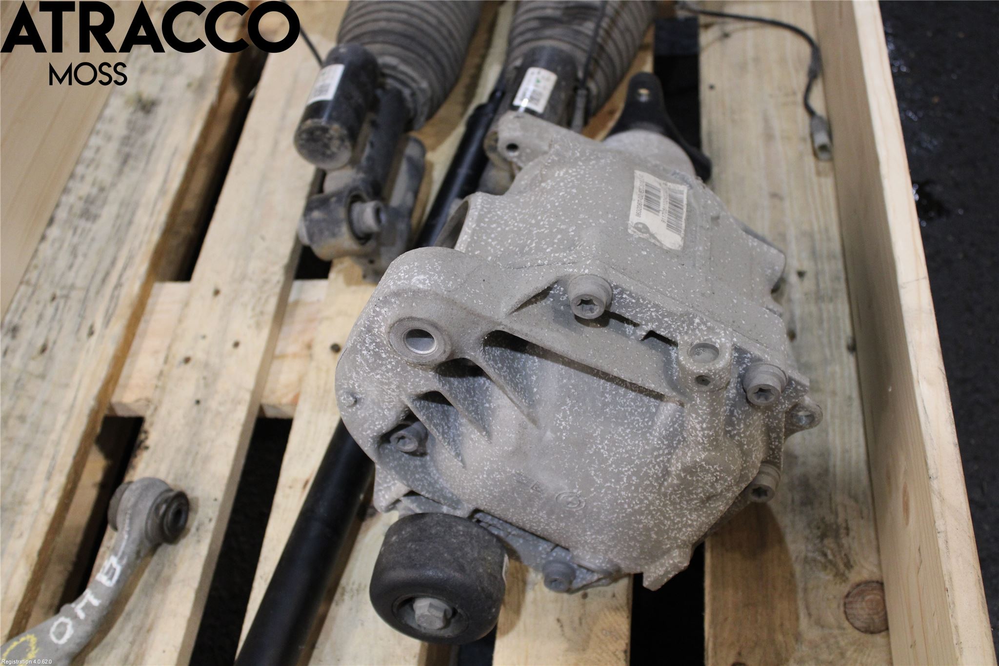 BMW 5 G30/G31/F90 17-23 Bakaksel Kardang Bak -Diff