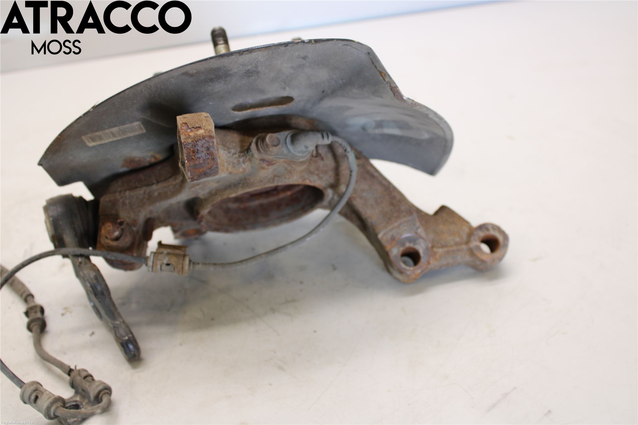 Kia SPORTAGE (SL) 11-15 Spindel Vf