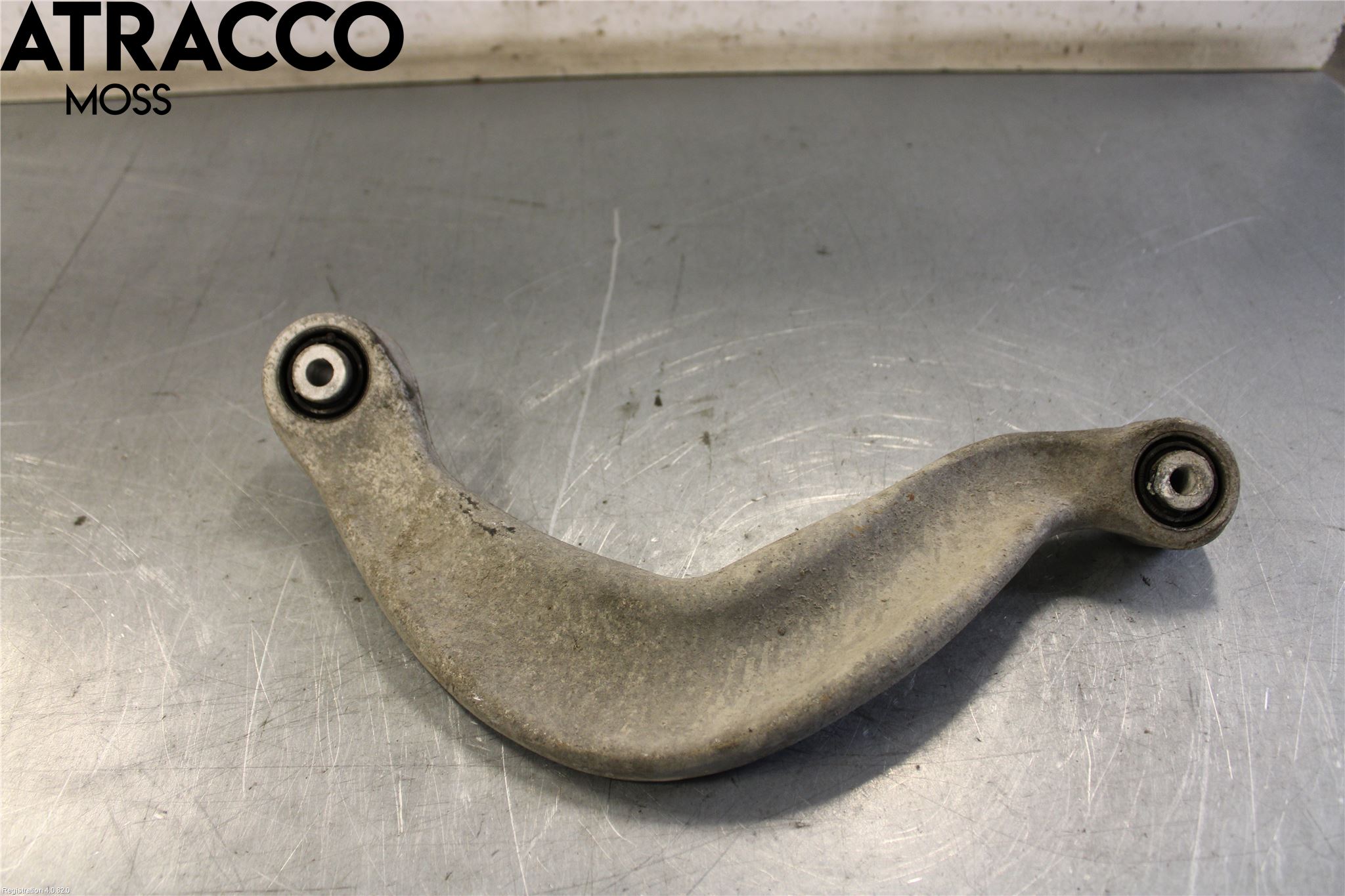 Audi Q5 09-16 Bærearm Bak Høyre Øvre