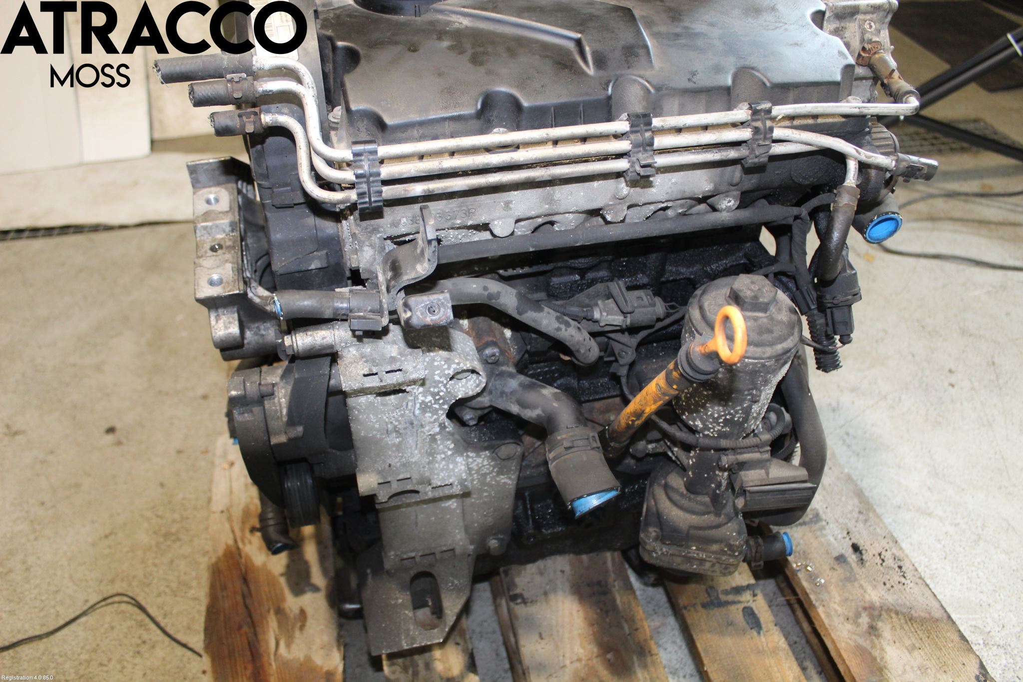 Volkswagen VW CADDY      04-10 Motor Diesel