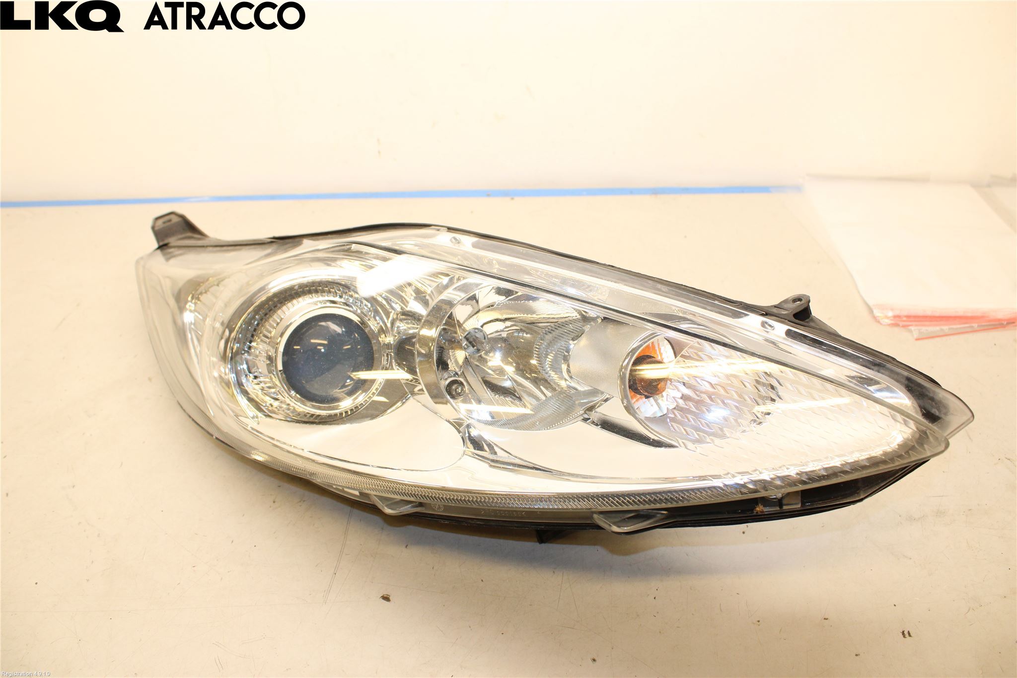 Ford FIESTA 09-12 Frontlykt Høyre