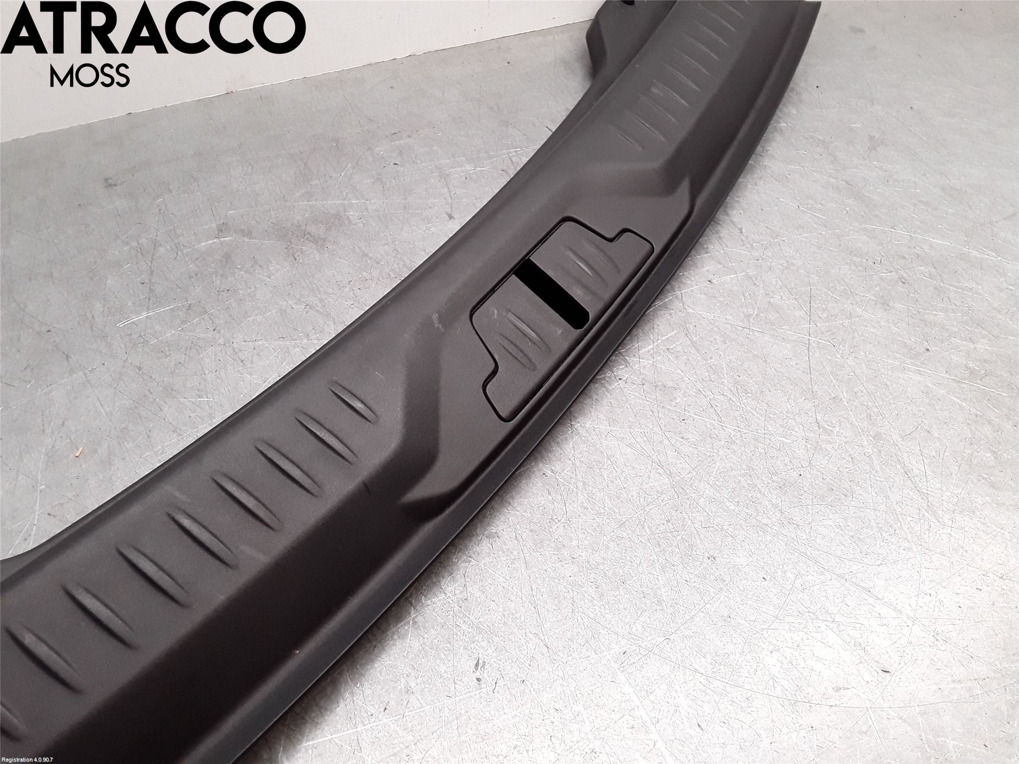 Jaguar I-PACE 18- Innr Bagasjeromkledsel