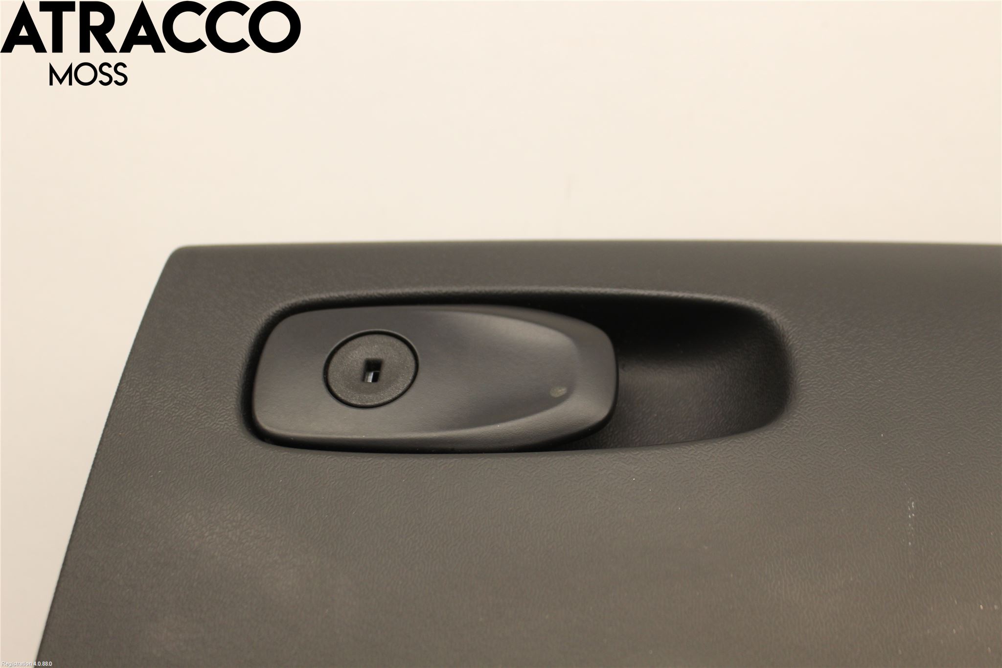 Volvo V40 12-19 Innr Hanskerom