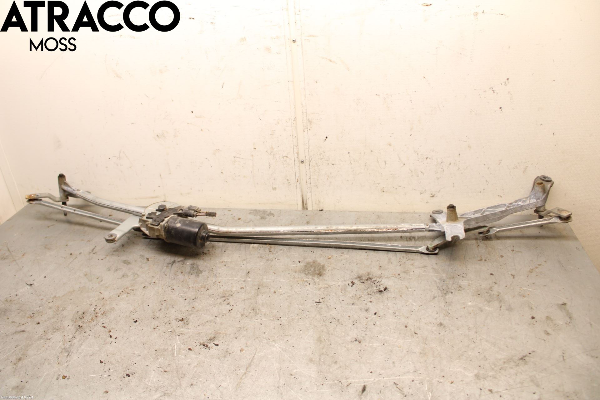 Mercedes-Benz MB VITO/VIANO (W639) 04-14 Viskermotor Frontrute