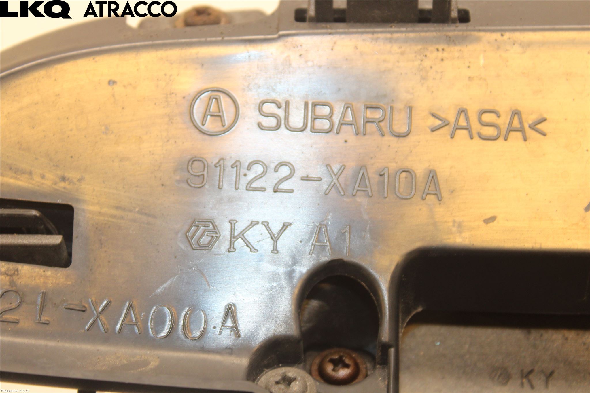 Subaru B9 TRIBECA  06-07 Grill Komplett