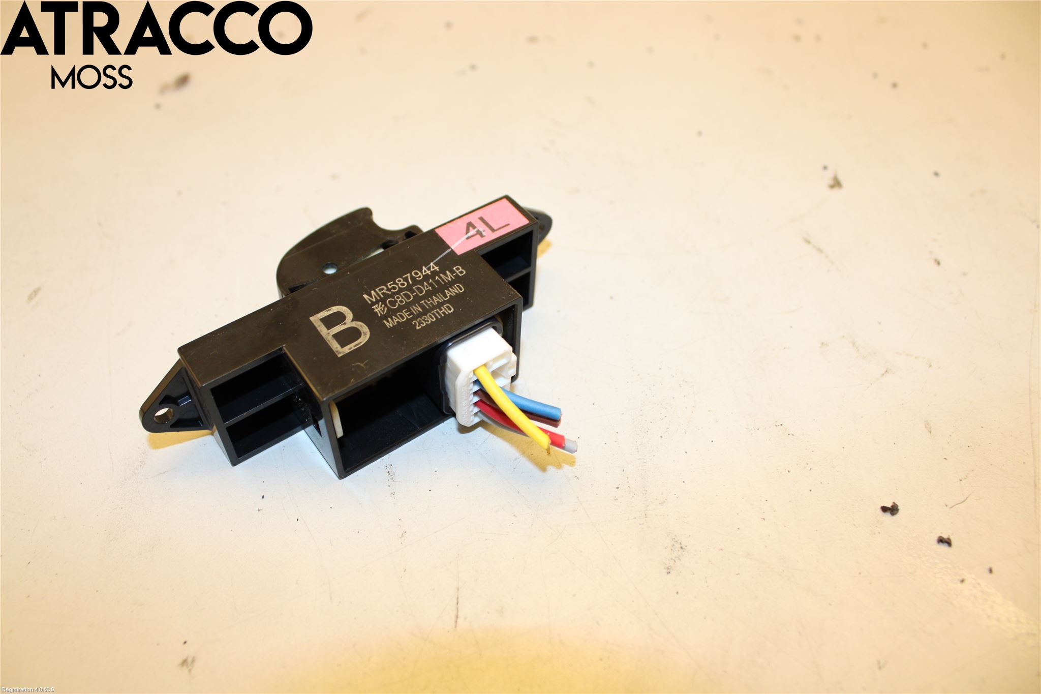 Mitsubishi OUTLANDER 07-12 Bryter Vindusheis