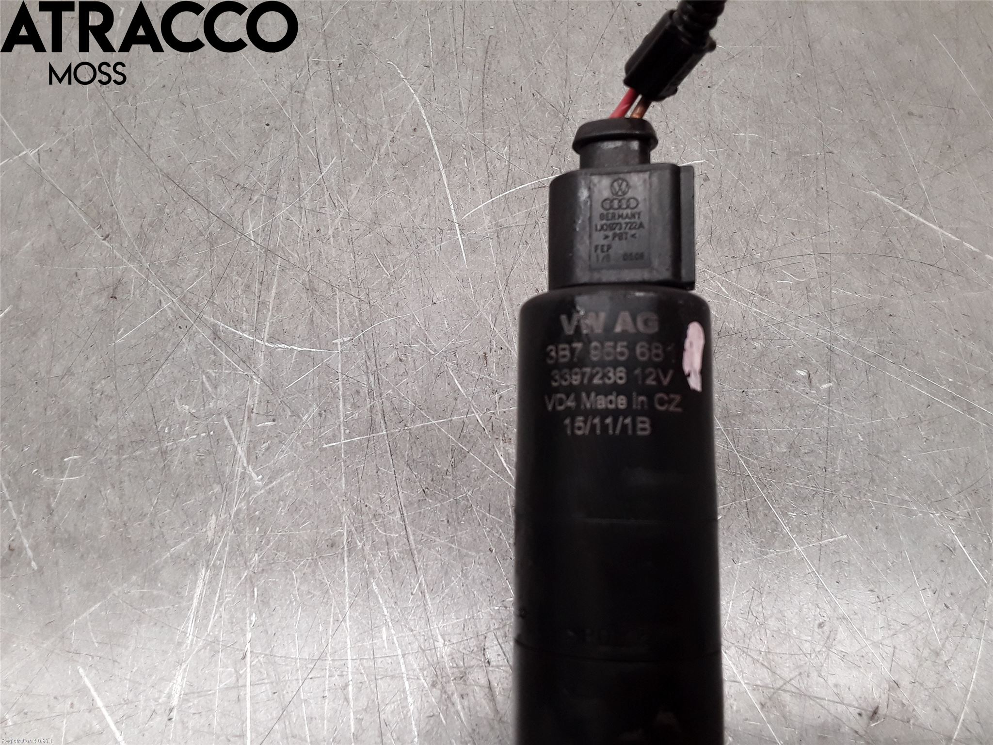 Volkswagen VW SHARAN 11- Spylerpumpe Frontrute