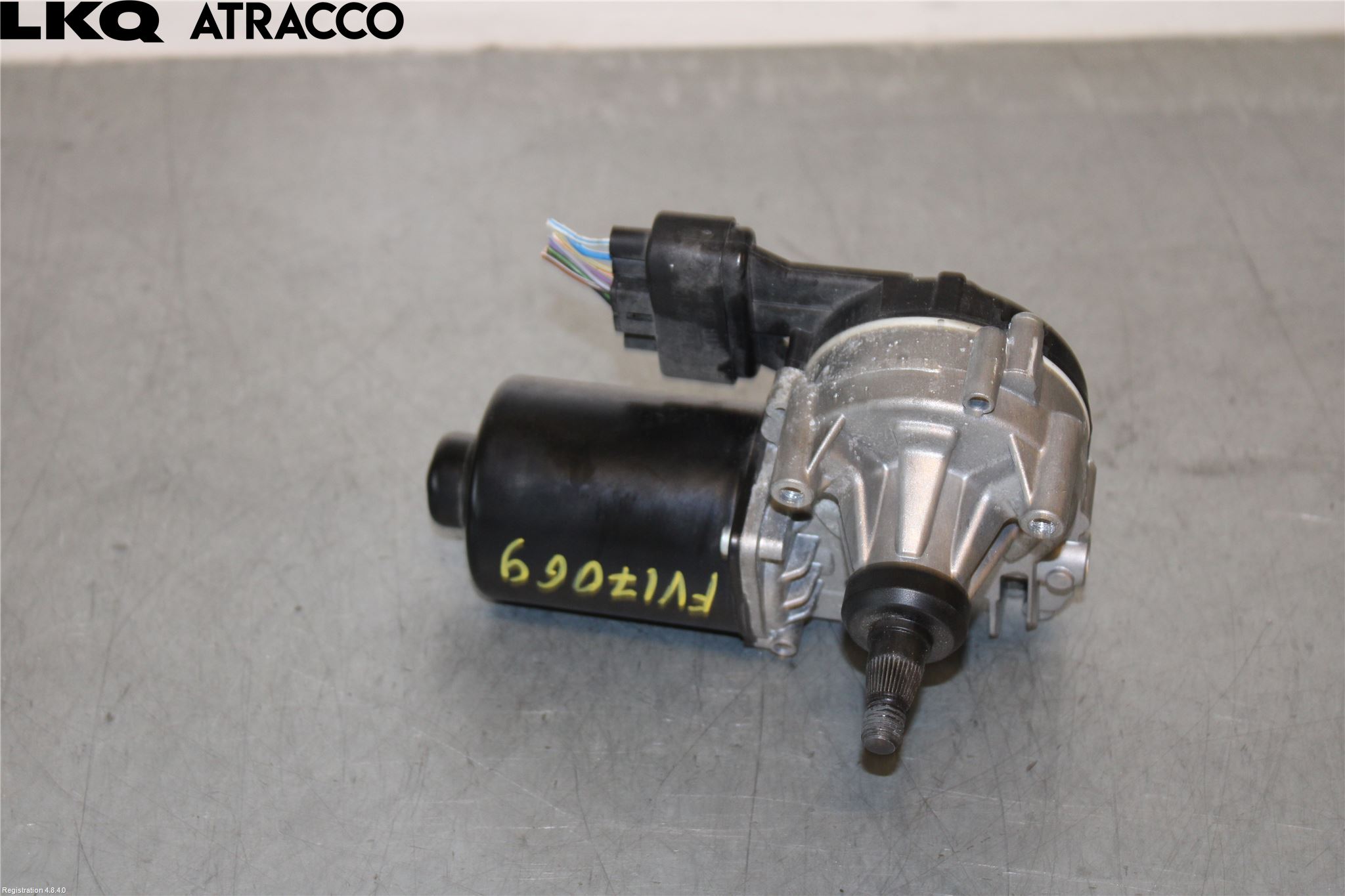 Ford TRANSIT/TOURNEO CONNECT 13-22 Viskermotor Frontrute