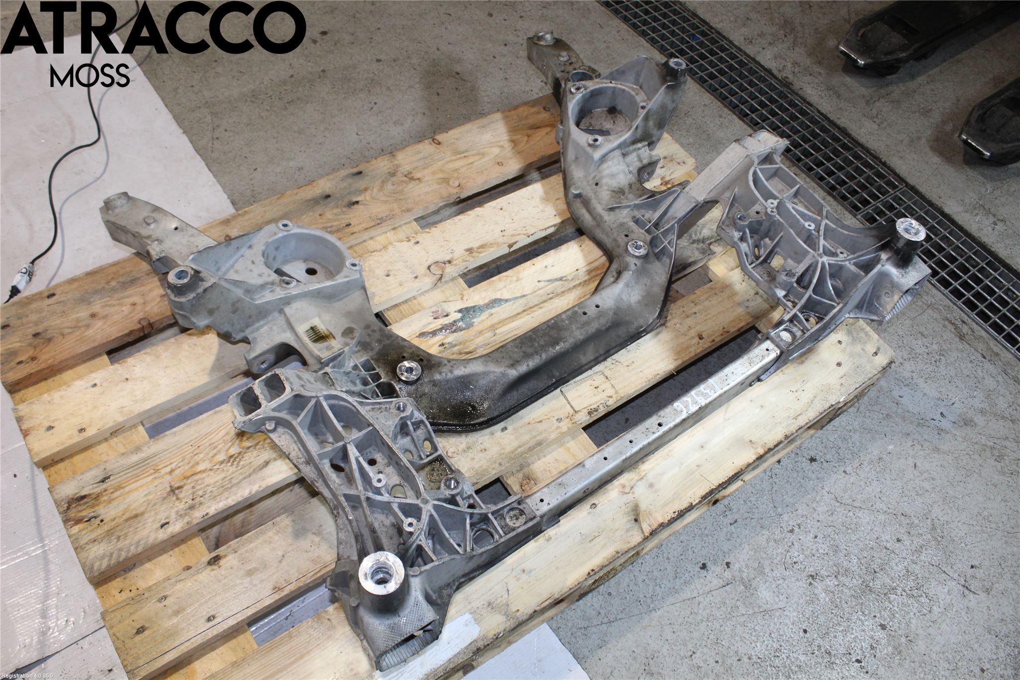 BMW 5 F10/F11/F18 09-17 Gearkasse Bjelke - Travers