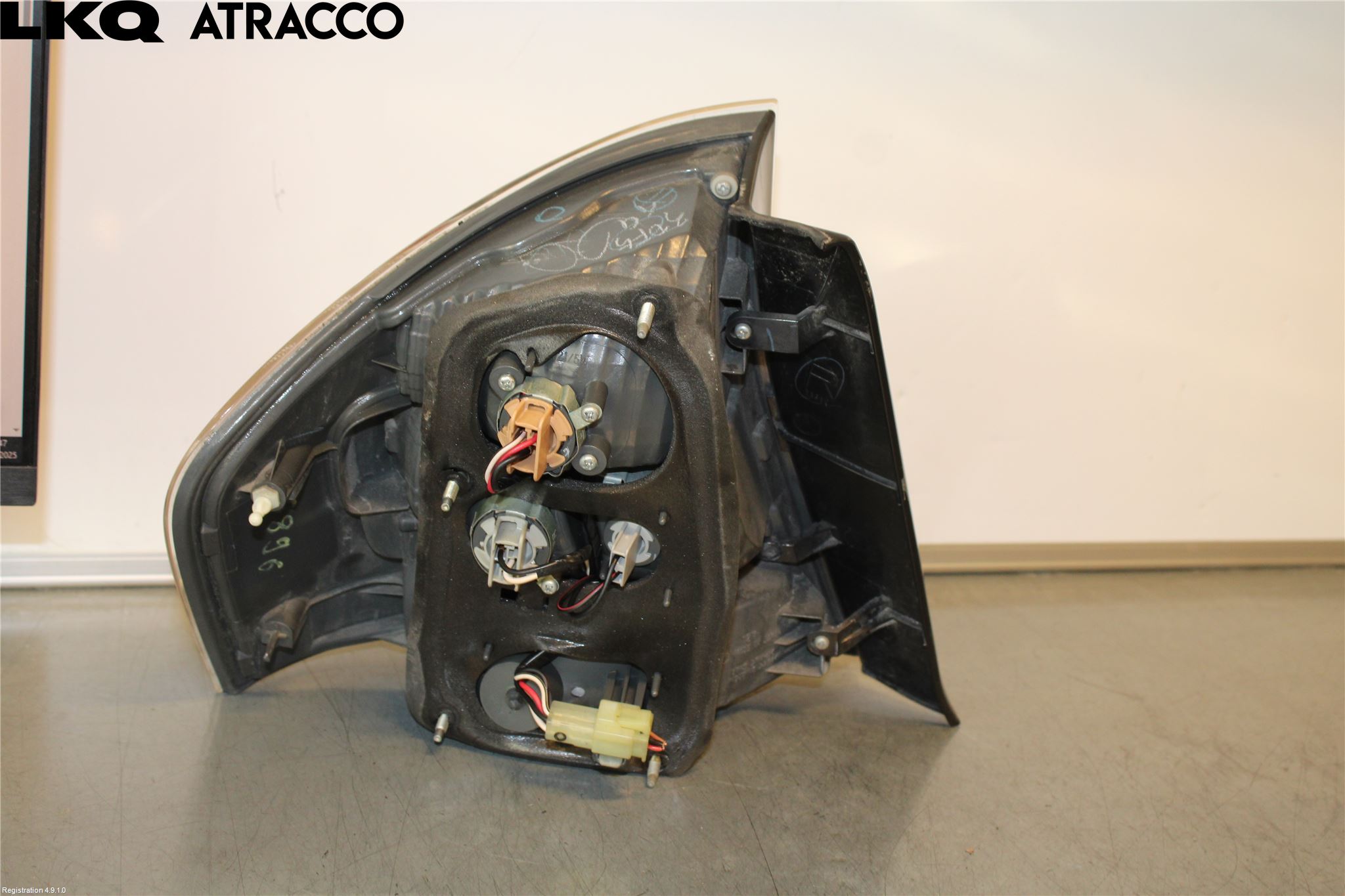 Subaru LEGACY    04-06 Baklykt Høyre