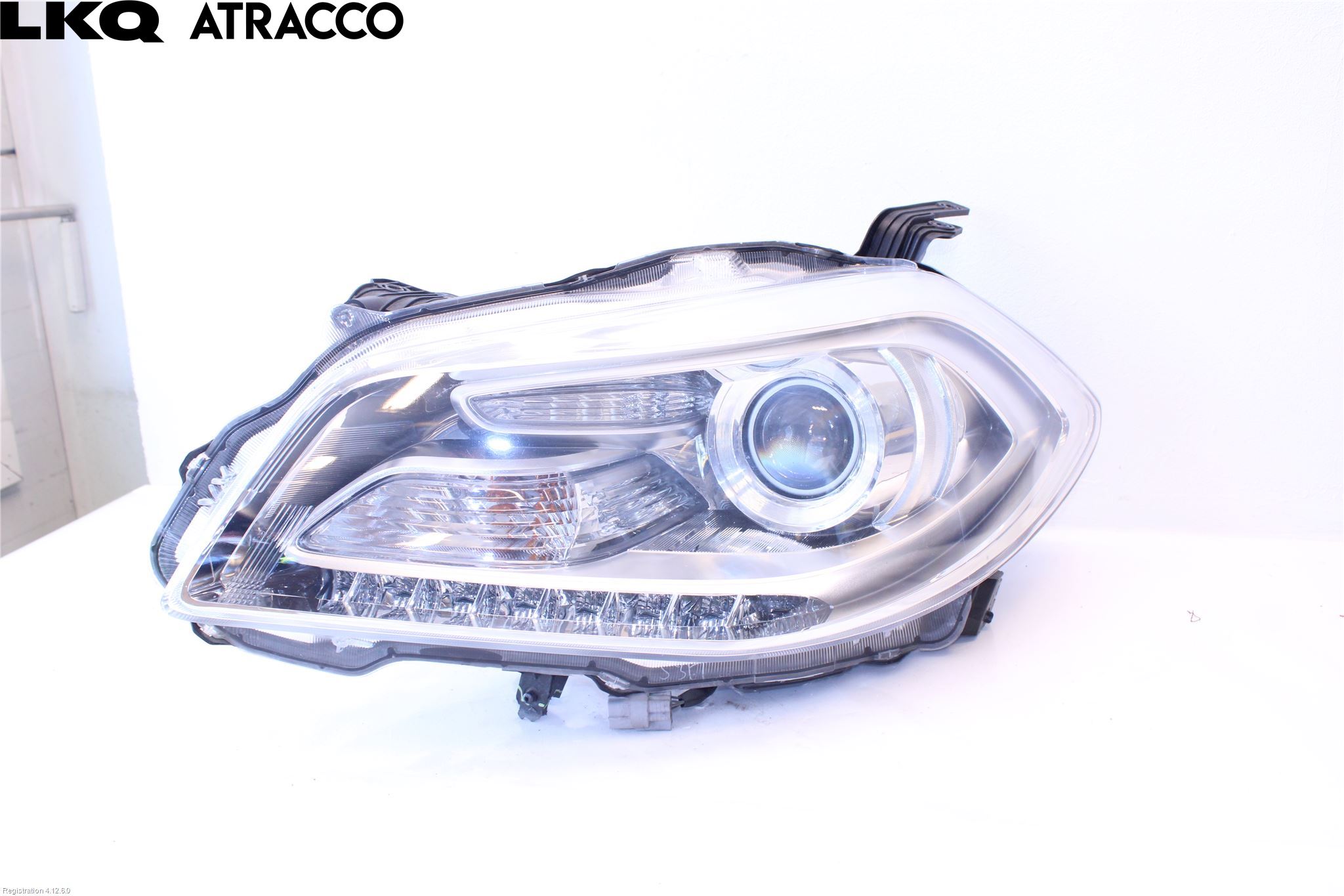 Suzuki SX4 S-CROSS 14-21 Frontlykt Venstre