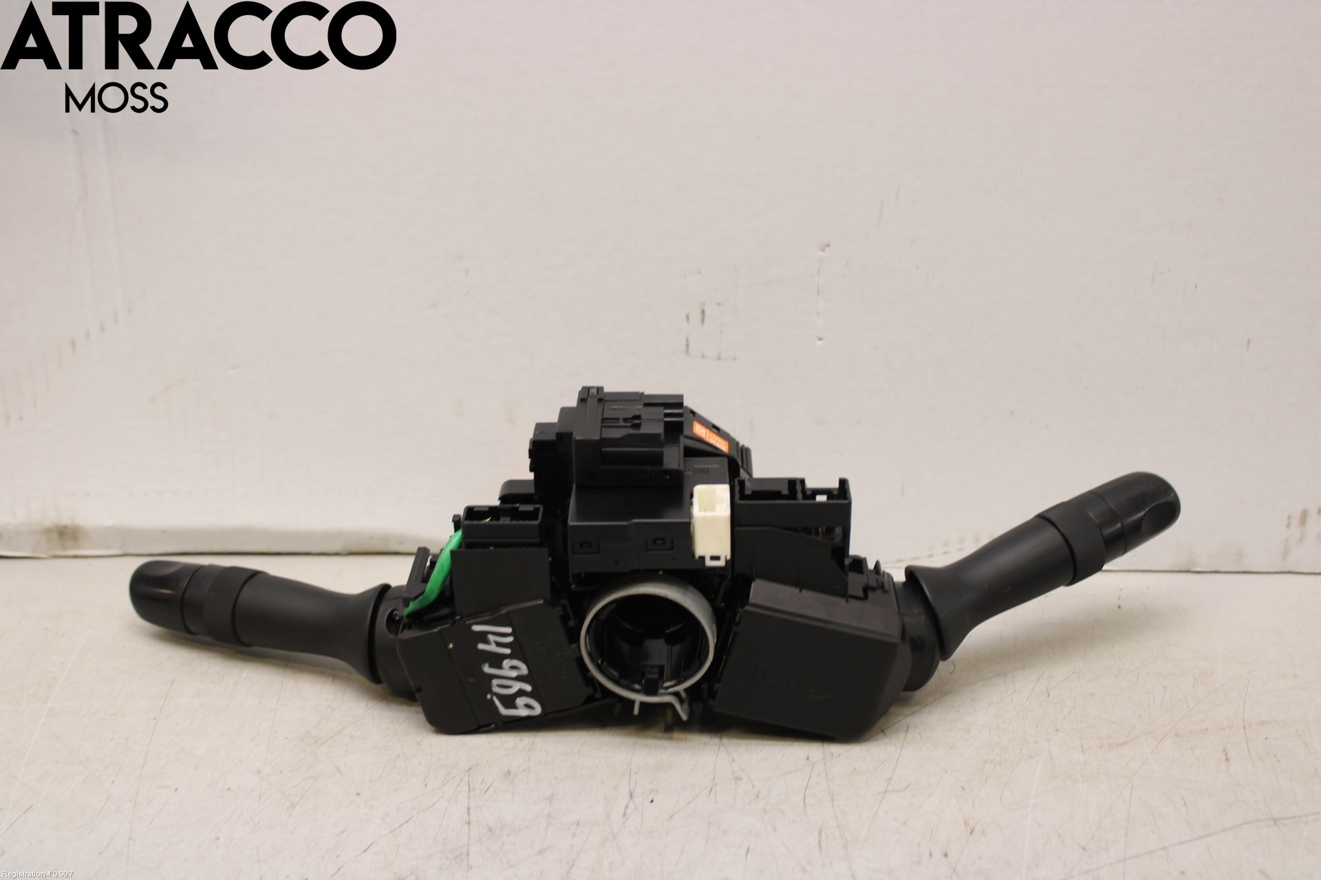 Toyota YARIS XP130 15-20 Bryter Ratt Kombi H Og V