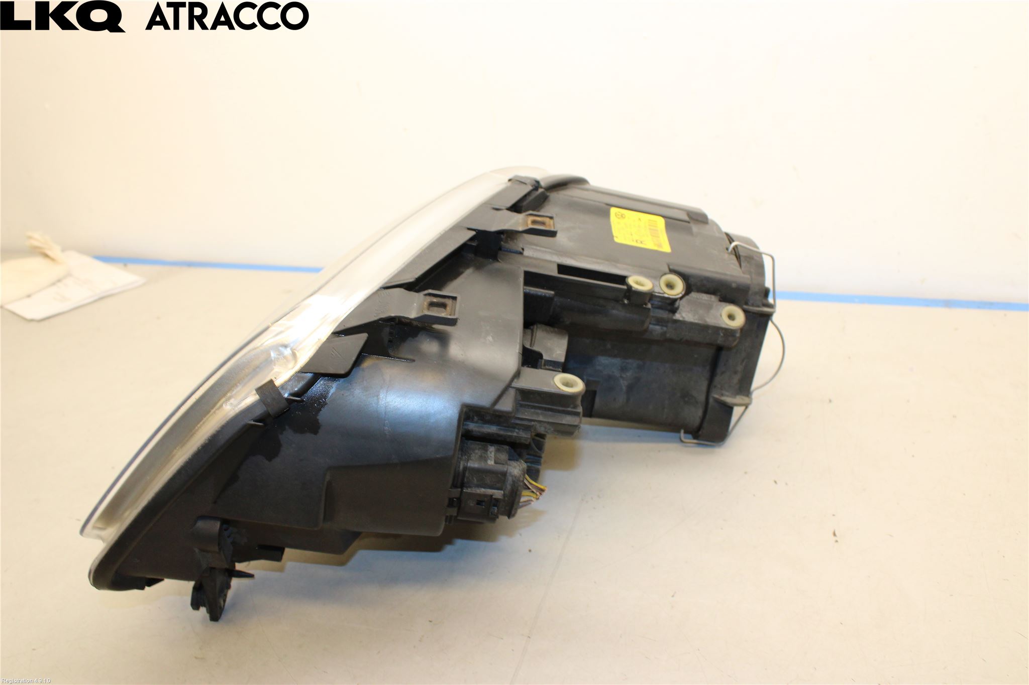 Volkswagen VW TOURAN 03-10 Frontlykt Venstre