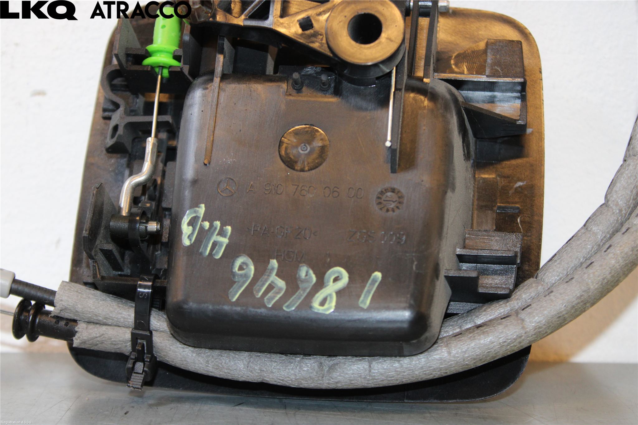 Mercedes-Benz MB SPRINTER (W907/W910) 19- Bakluke Handtak Indre