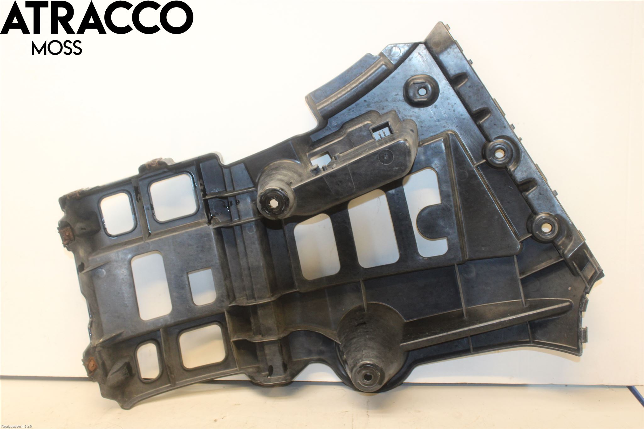 BMW X1 E84 10-15 Støtfangerfeste Bak Høyre