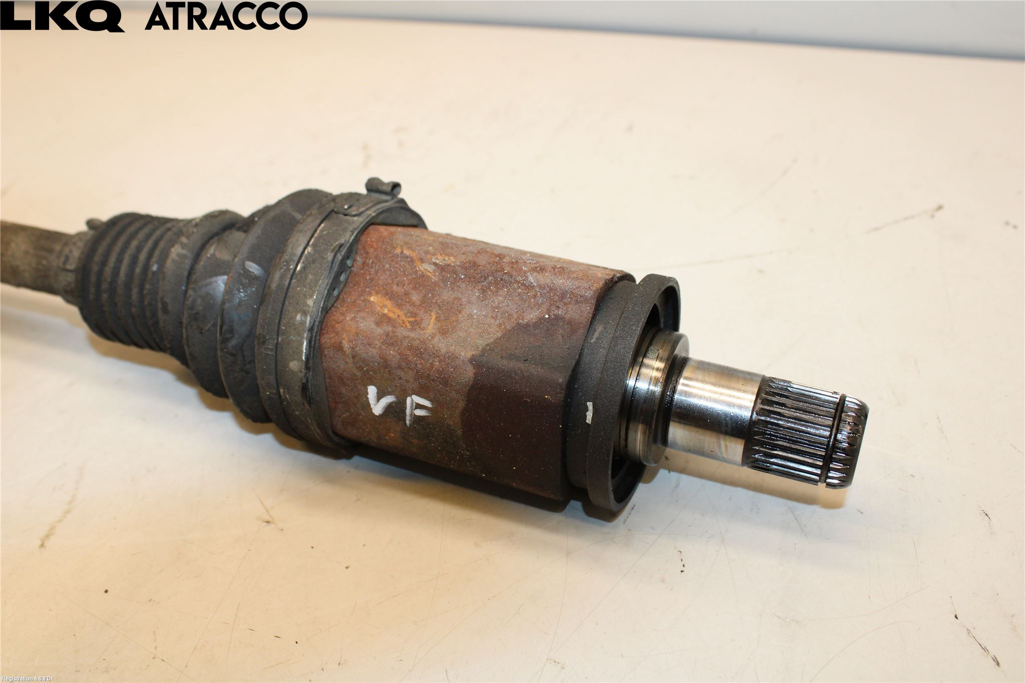 BMW 1 F20/F21 11-19 Drivaksel Foran Kompl Venstre