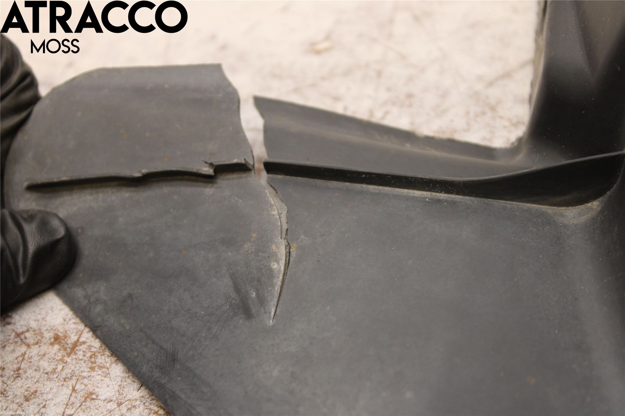 Volvo XC90/RECHARGE 16- Skjerm Indre