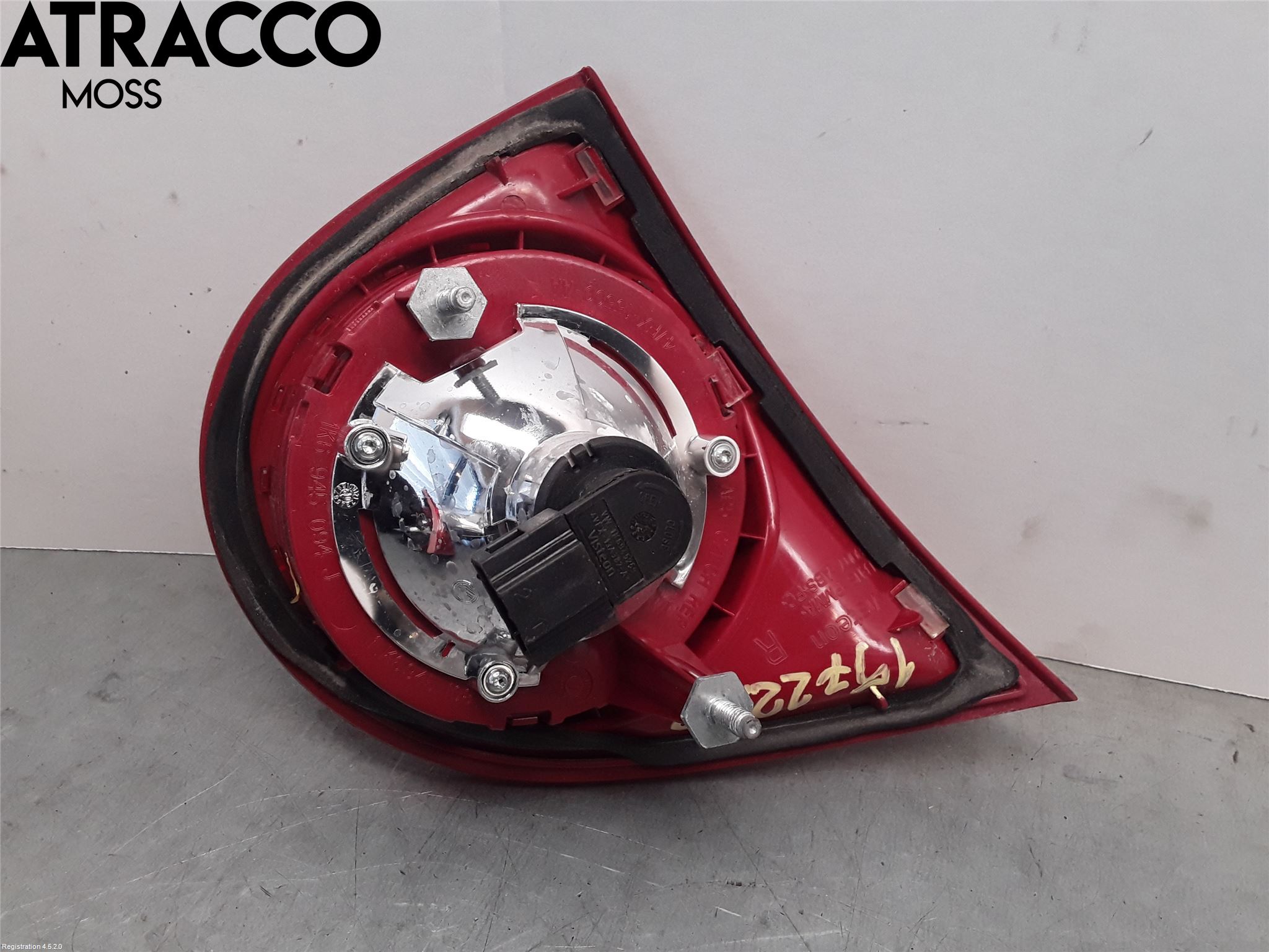 Volkswagen VW GOLF V 04-09 Baklykt Høyre  På Luke(Indre)