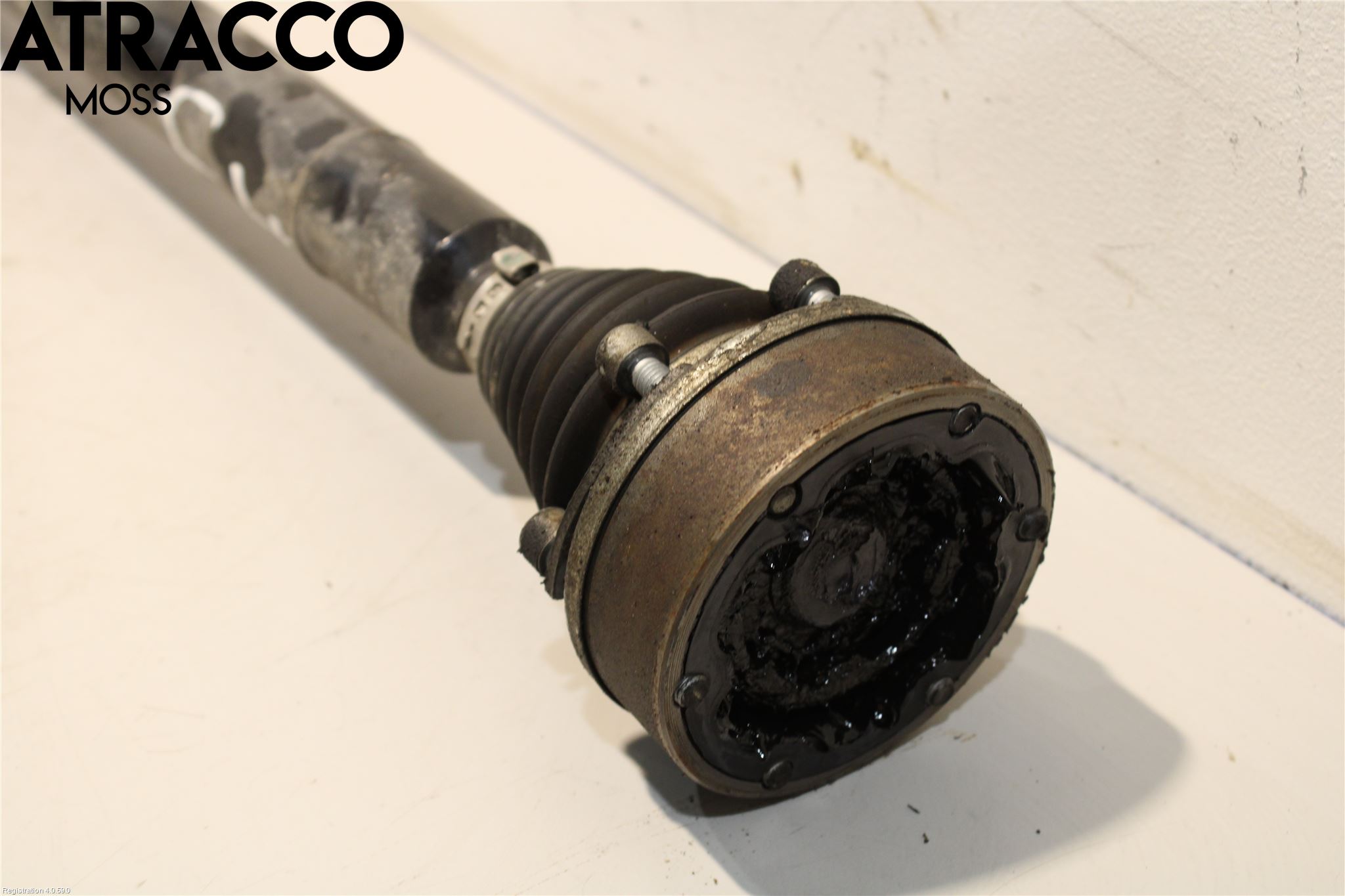 Volkswagen VW GOLF VI 09-13 Drivaksel Foran Kompl Høyre