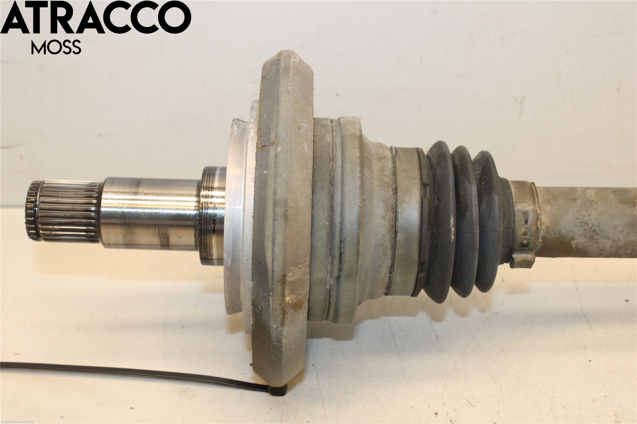 Mercedes-Benz MB E-KLASS (W213) 16-23 Drivaksel Bak Kompl Venstre