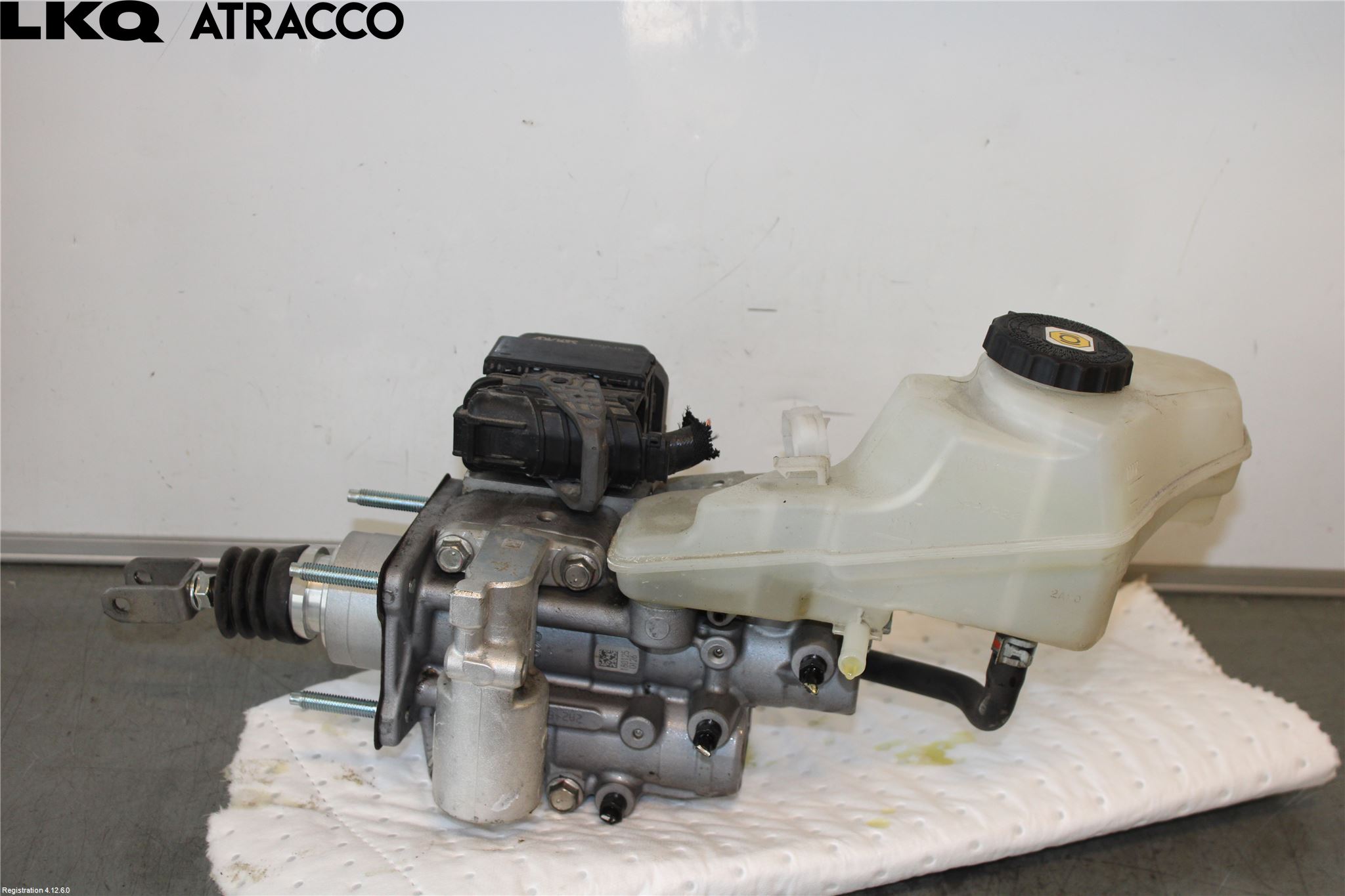 Toyota COROLLA 19- Bremseservo