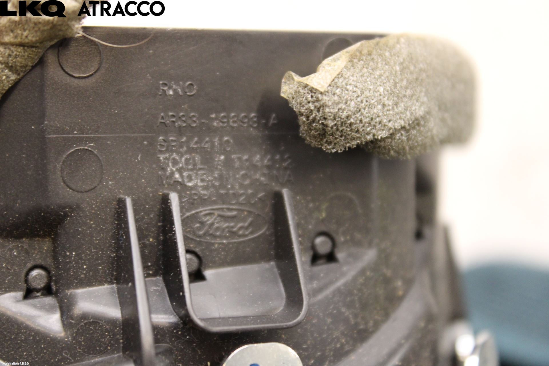 Ford MUSTANG V 05-14 Dashbord Kanal - Dyse