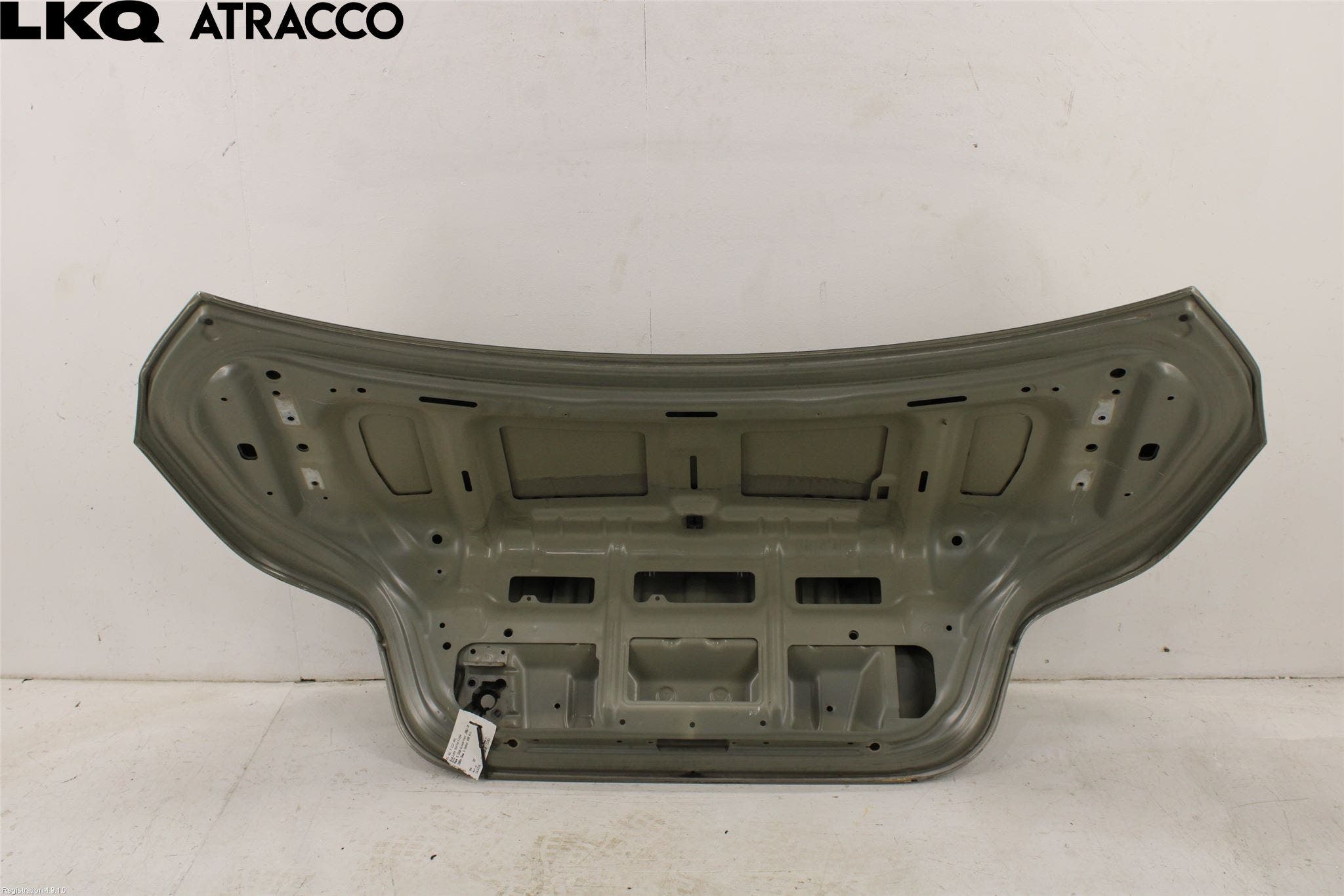 BMW 5 E60/61 Sed/Tou 02-10 Bakluke Koffertlokk