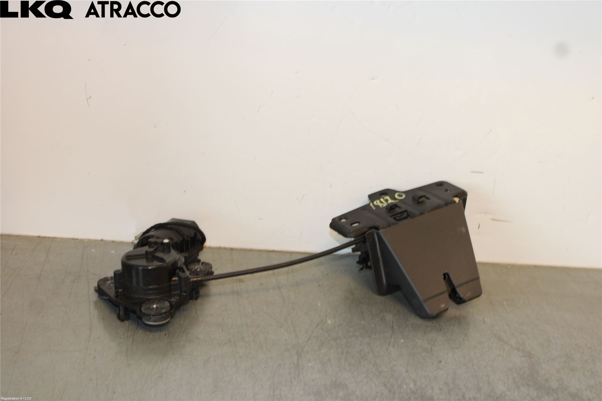 Volvo XC40/RECHARGE 18- Bakluke-Lokk Låsekasse
