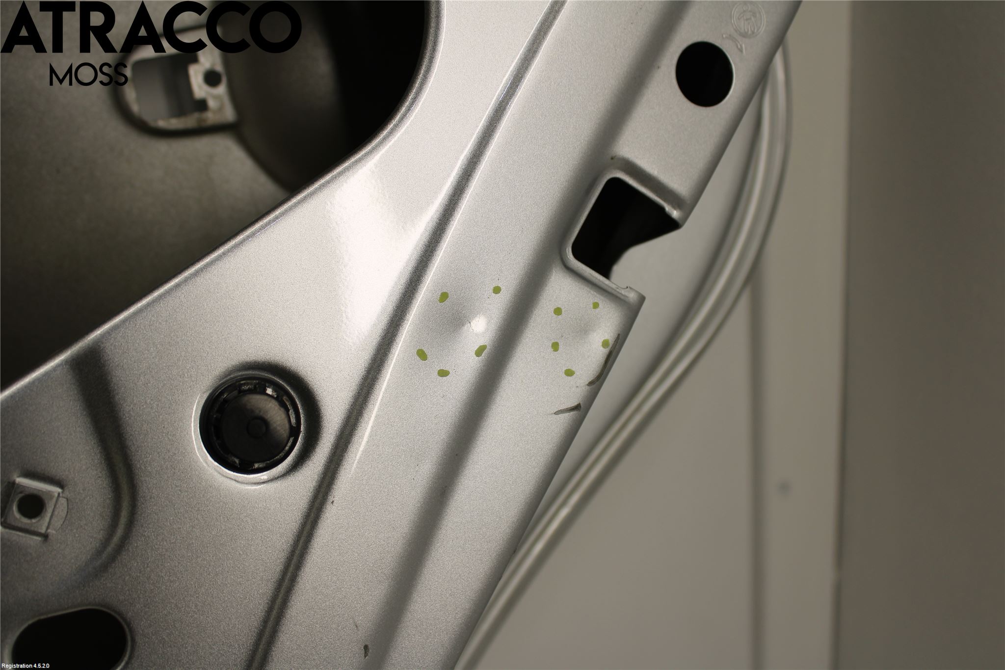 Volkswagen VW TOURAN 03-10 Dørrute Bak Høyre 4Dørs