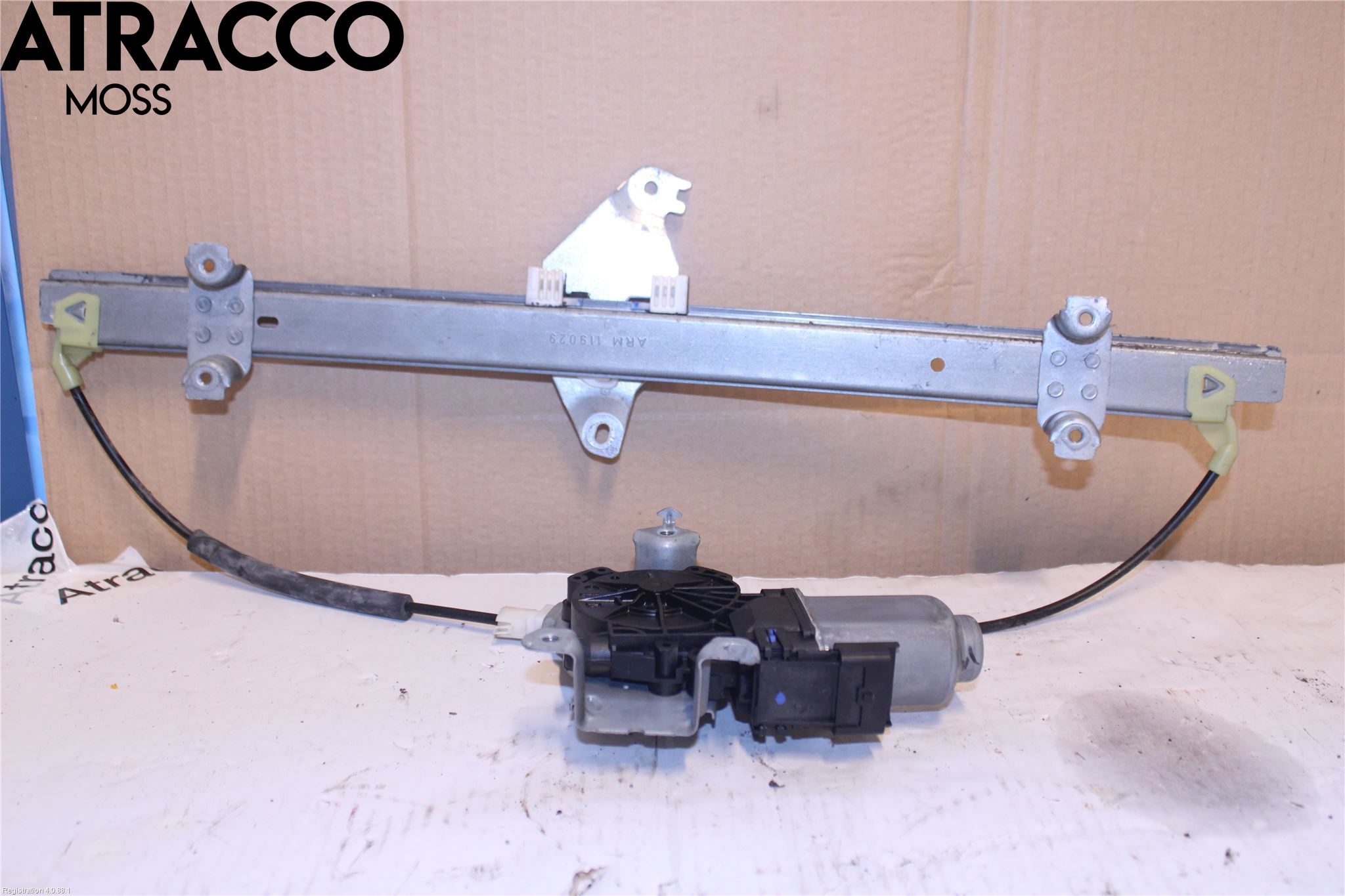 Nissan NAVARA 05-16 Vindusheis El Komp