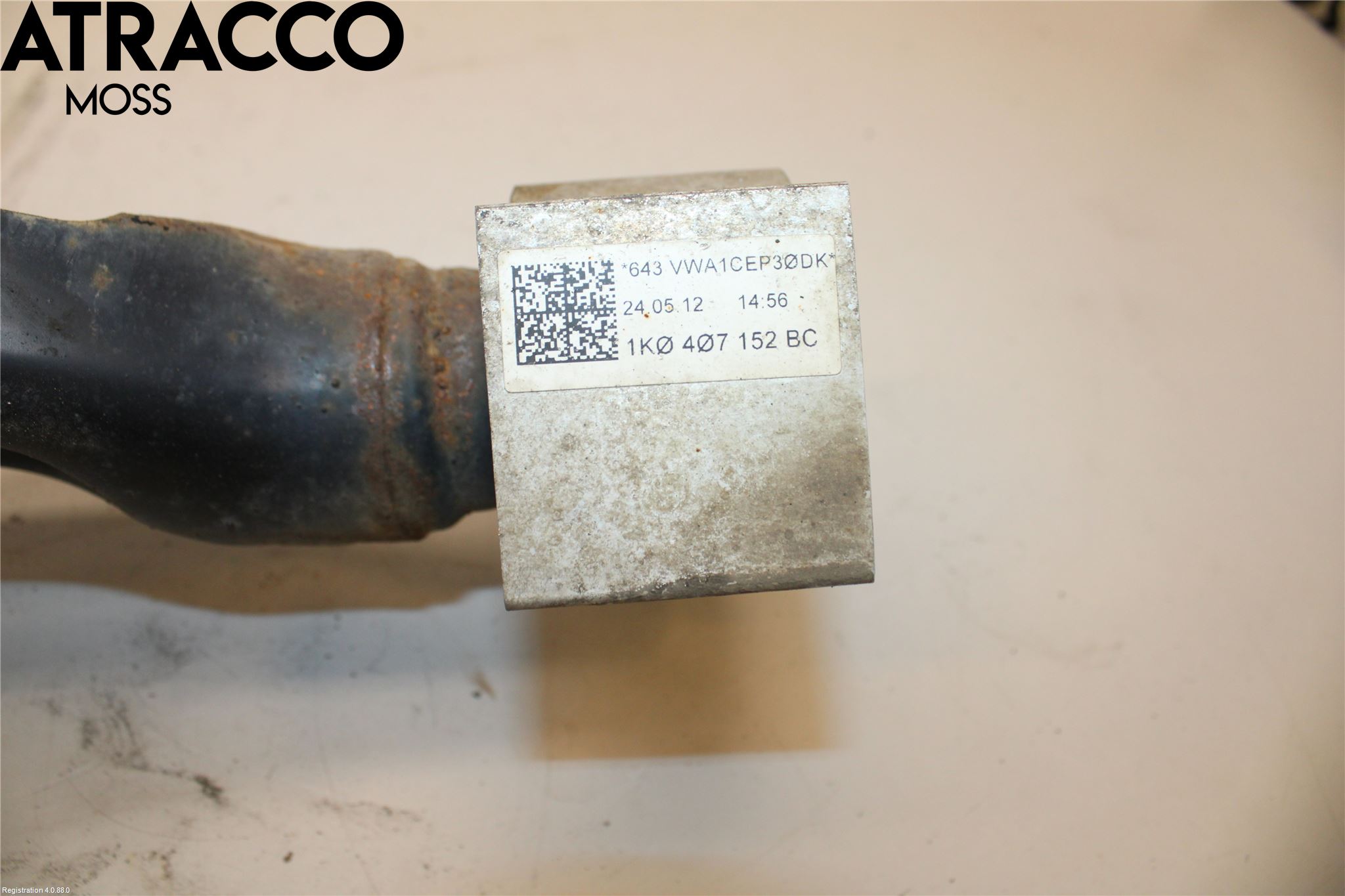 Volkswagen VW GOLF VI 09-13 Bærearm Foran Høyre Nedre