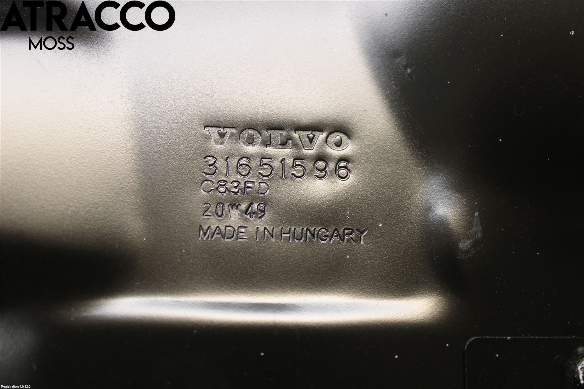 Volvo V60 19- Motor Deksel Over Motor