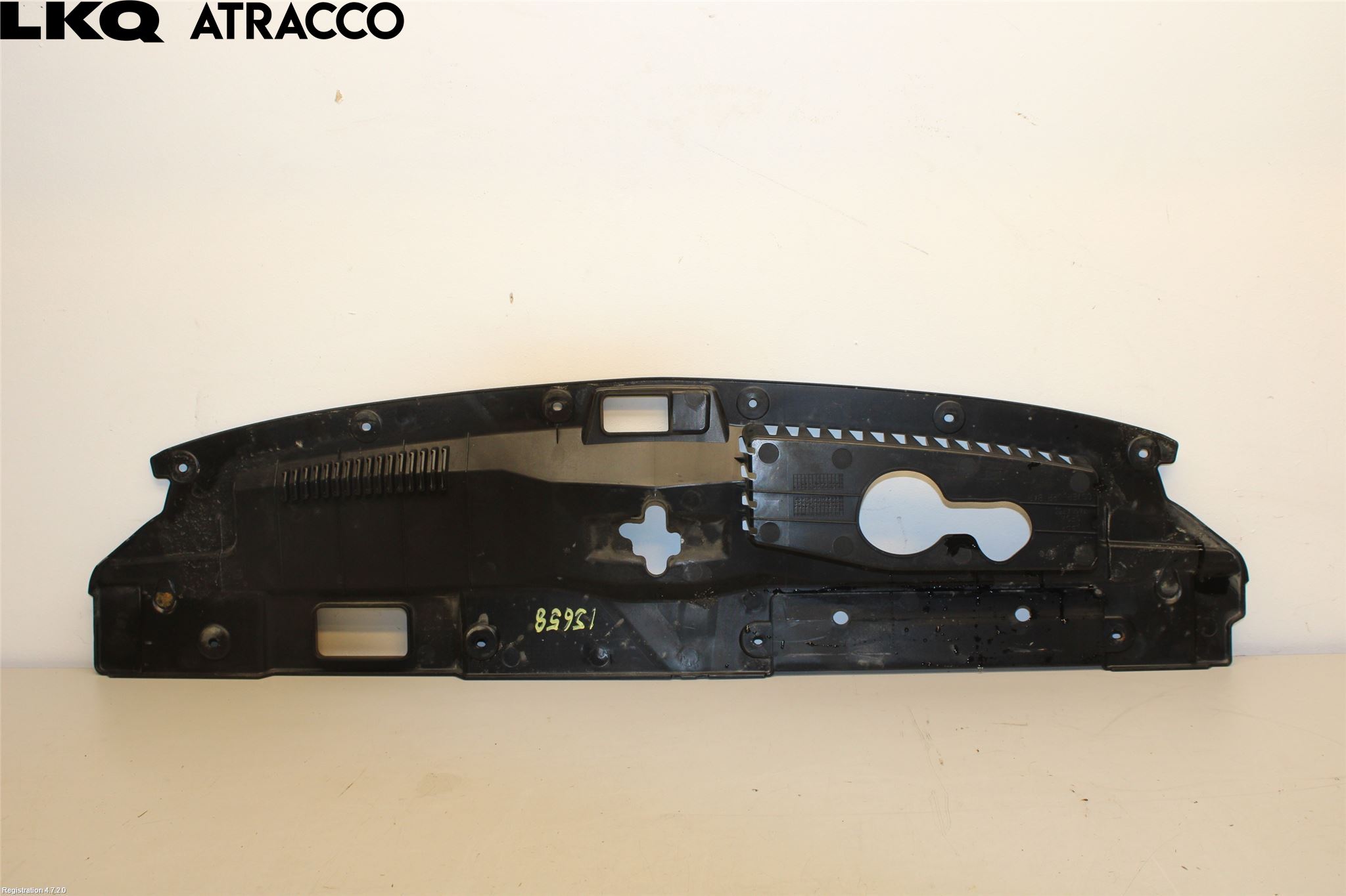 Mitsubishi OUTLANDER 13-21 Støtfanger Foran Plastdeksel