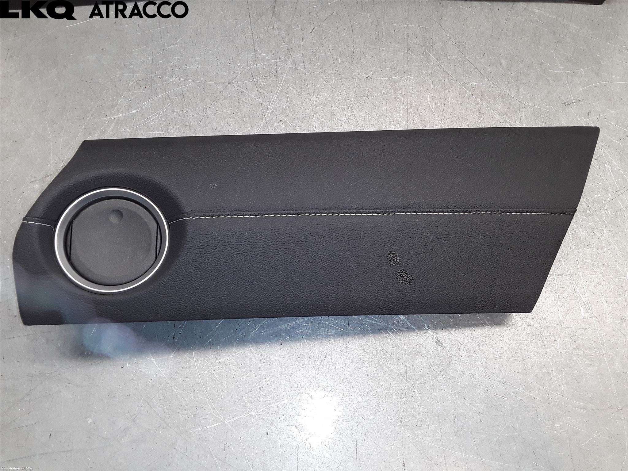 Toyota AURIS 13-19 Innr Armlene