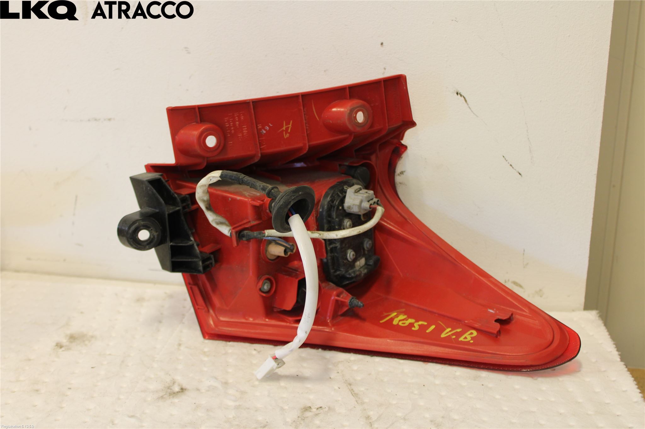 Toyota AURIS 13-19 Baklykt Venstre