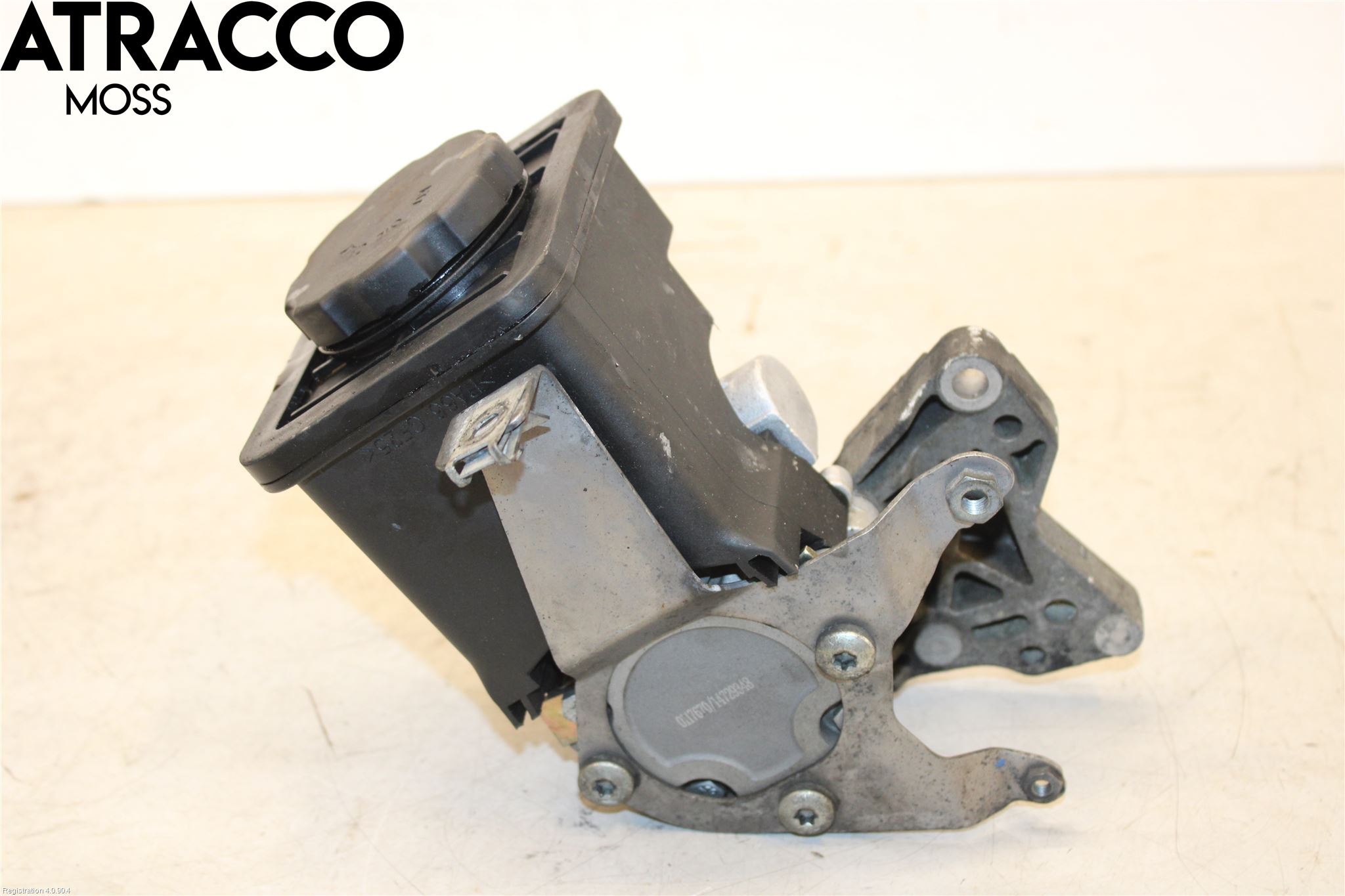 BMW 5 E60/61 Sed/Tou 02-10 Servo Pumpe