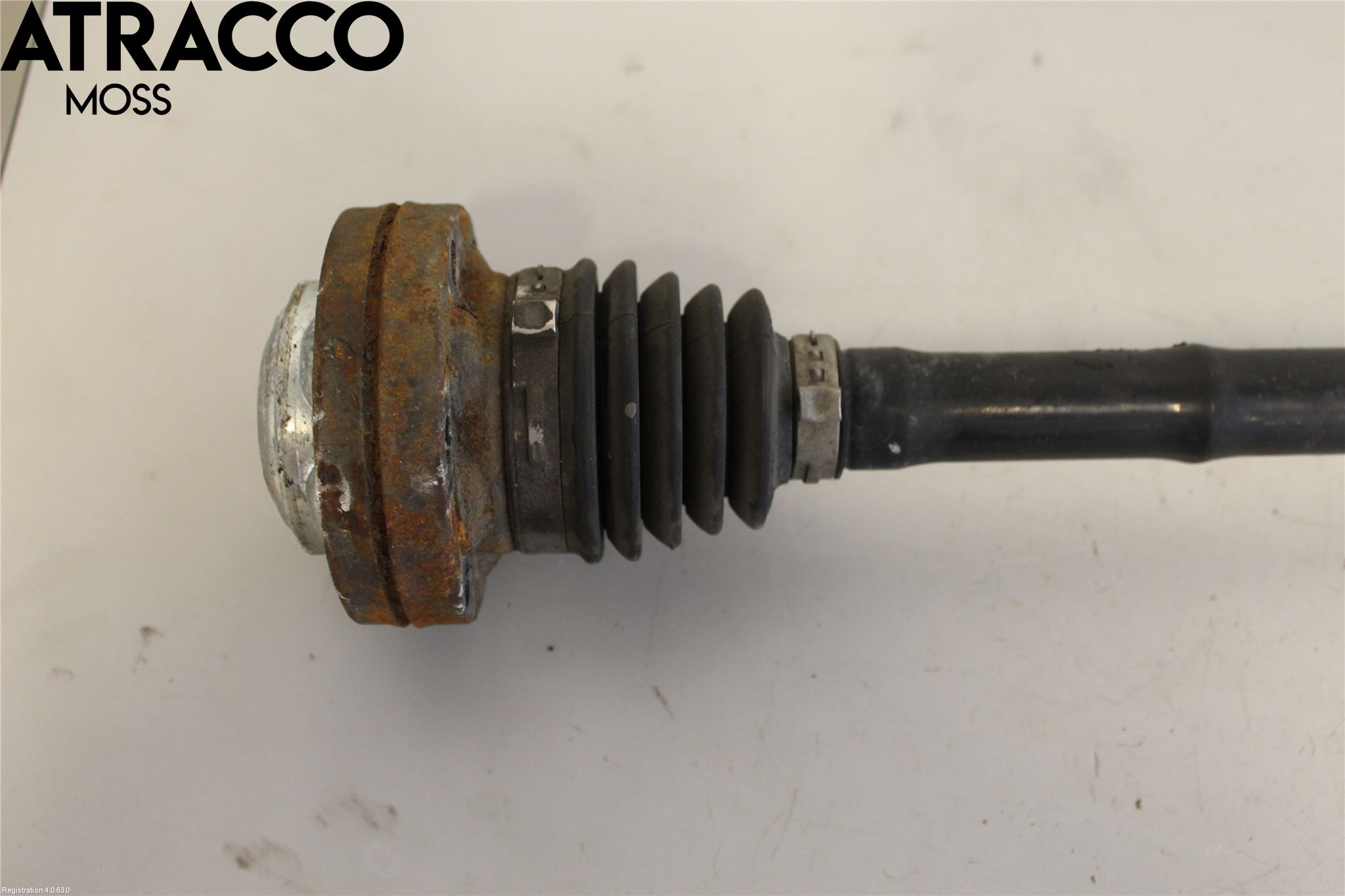 Volkswagen VW TRANSP/CARAVELLE (T5) 04-15 Drivaksel Bak Kompl Høyre