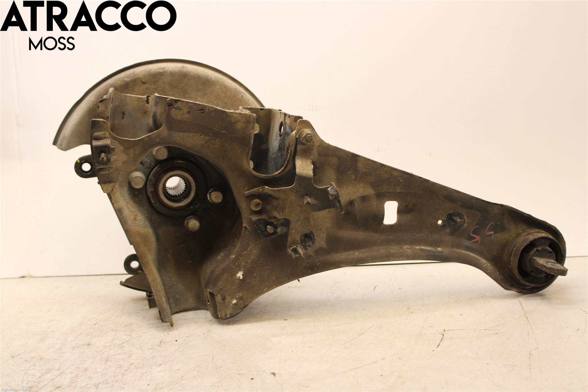 Mitsubishi ECLIPS CROSS Spindel Hb