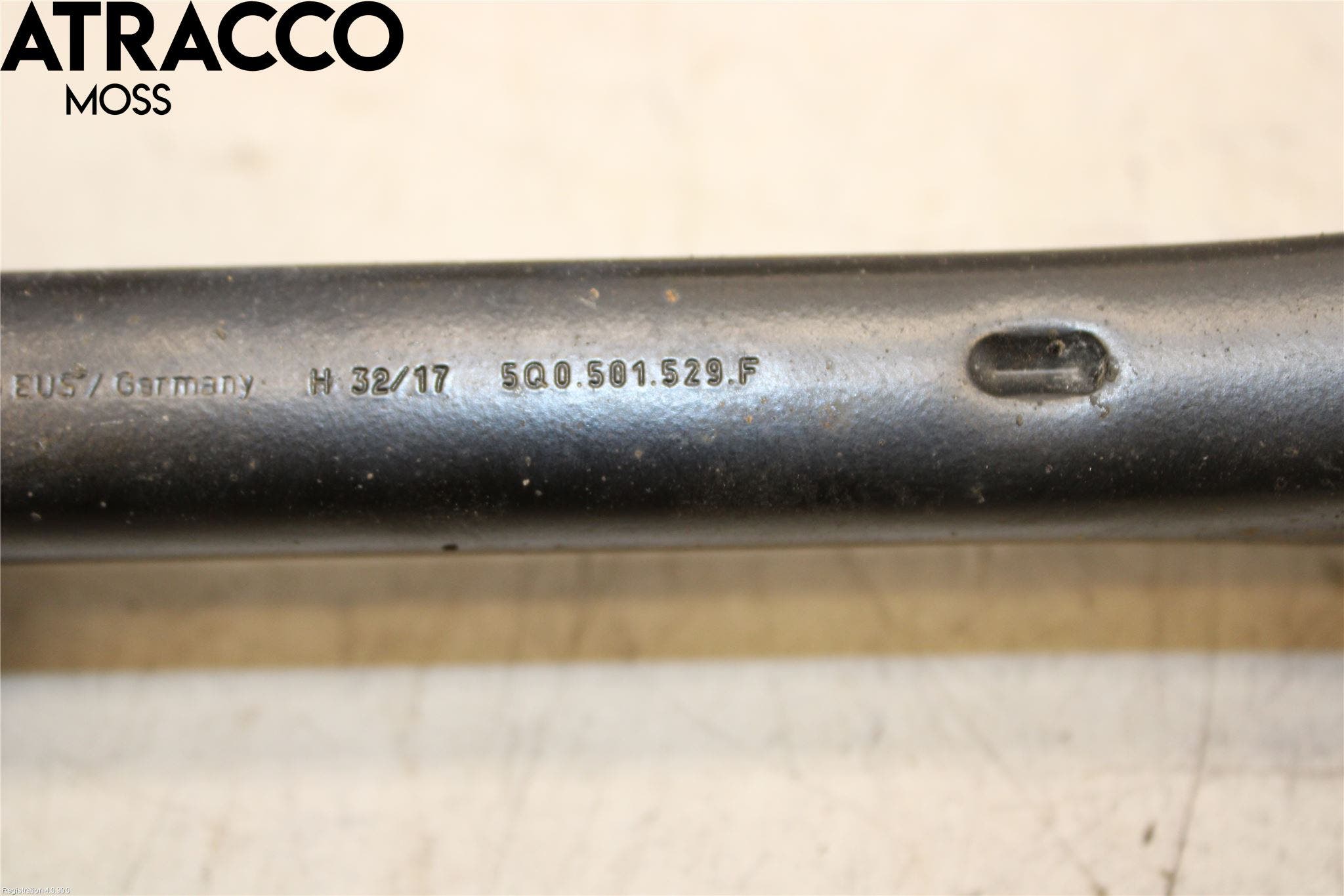 Skoda SUPERB 16-24 Bakaksel Momentstag