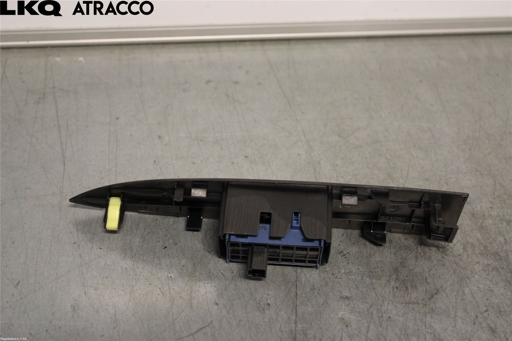 Toyota AVENSIS 09-15 Bryter Vindusheis