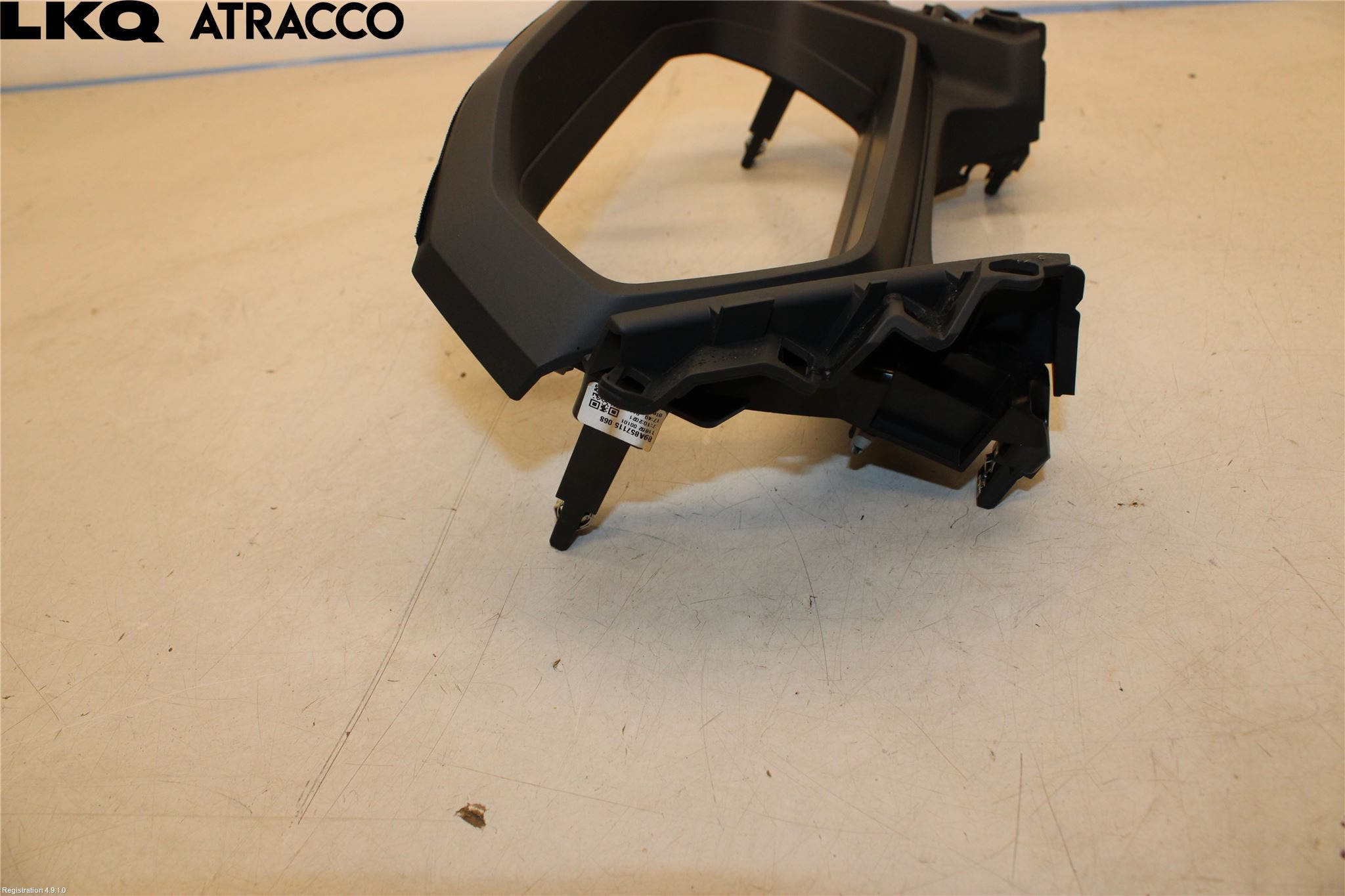 Audi Q4 E-TRON FZ 22- Innr Dekor Instrbord