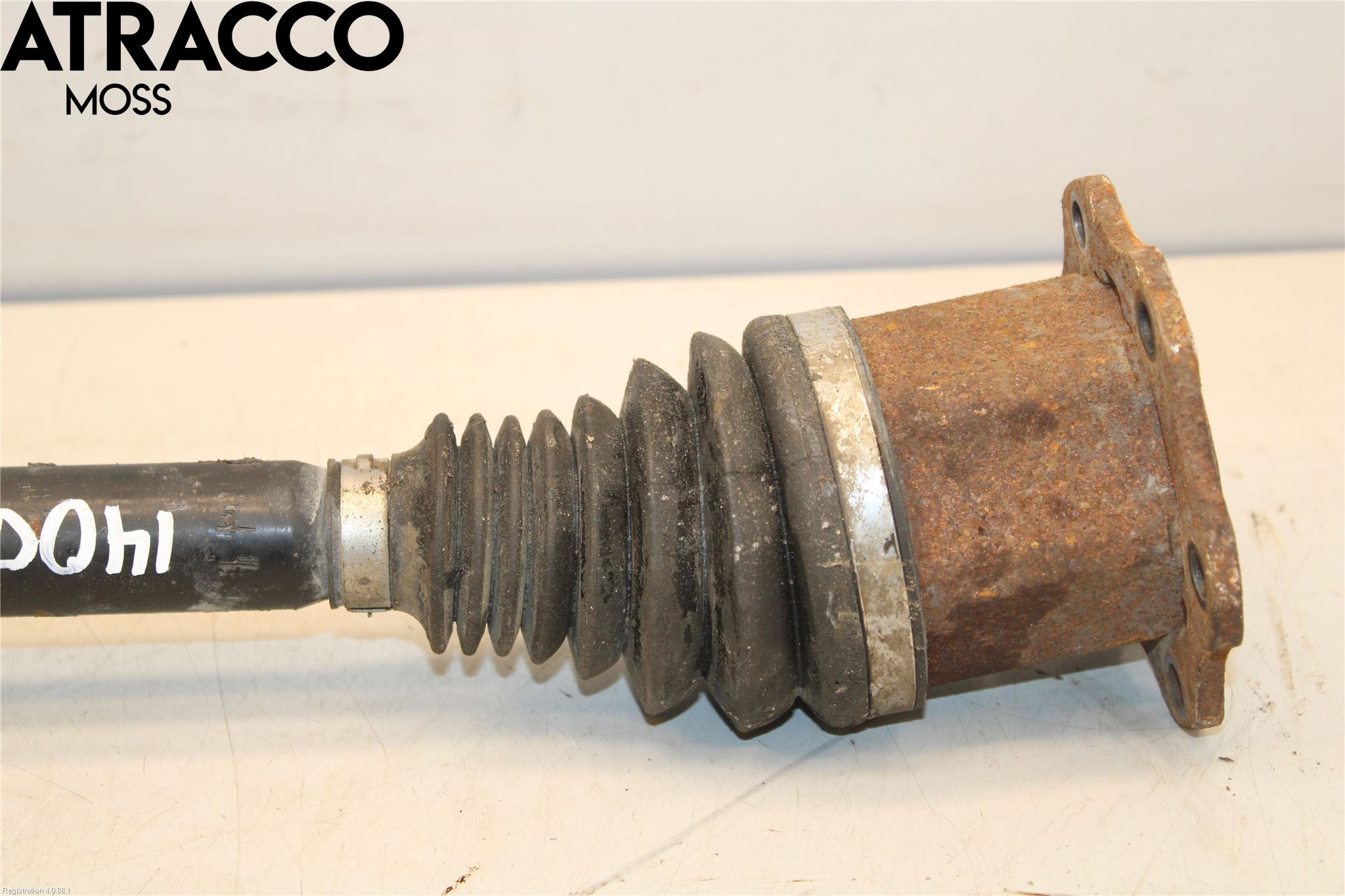 Audi A4/S4 08-11 Drivaksel Foran Kompl Venstre