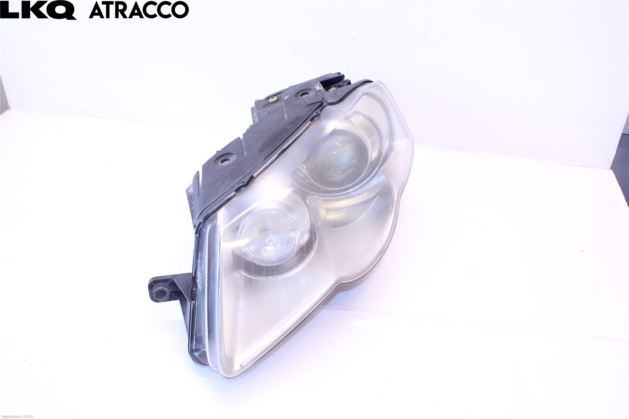 Volkswagen VW PASSAT 05-11 Frontlykt Venstre