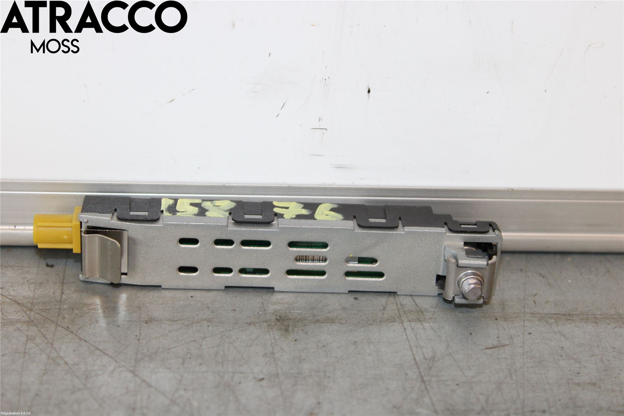 Skoda SUPERB 09-15 Stereo Antenneforsterker